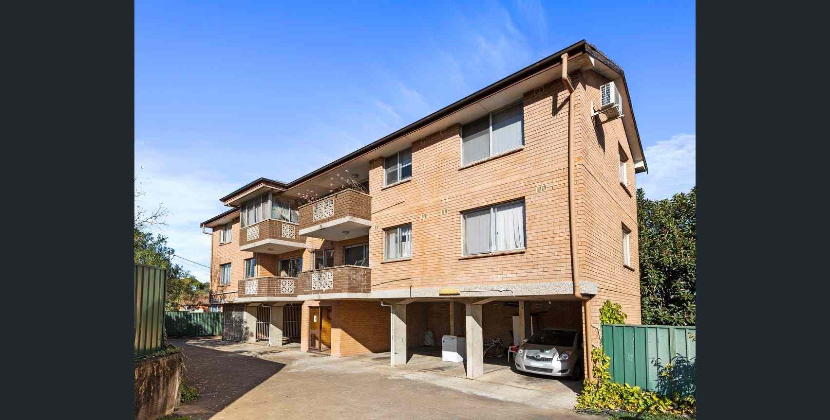 One Bedroom appartment close to transport: NSW South Penrith, NSW 2750 House | Prop-GPT the AI-Powered Property Portal