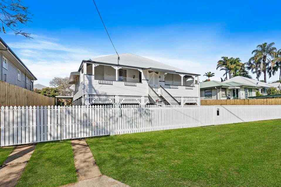 Prop-GPT: House: QLD Clayfield, QLD 4011 Highly Coveted Location