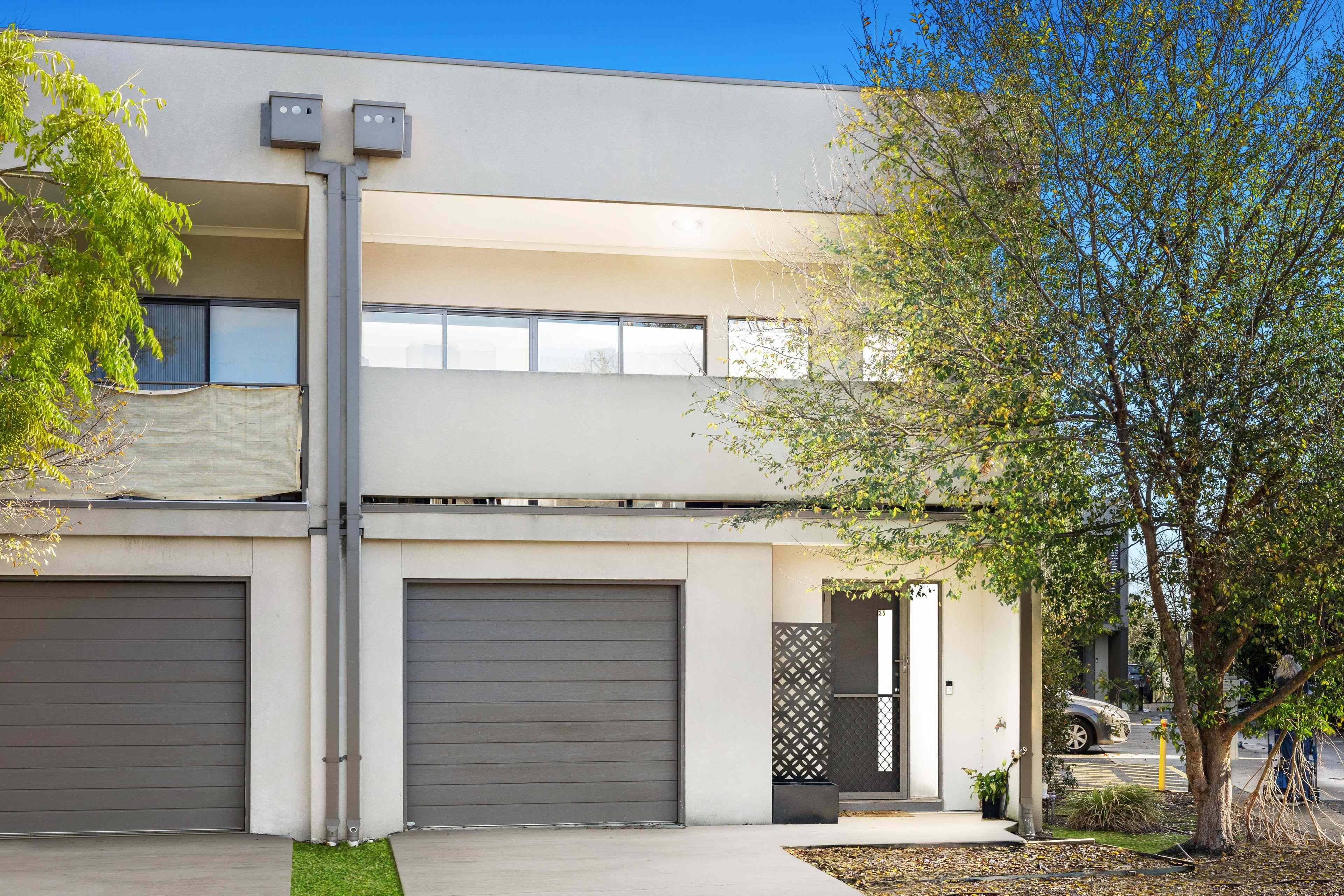 Stylish & Spacious Townhome in Prime Cranbourne North Location: VIC Cranbourne North, VIC 3977 House | Prop-GPT the AI-Powered Property Portal