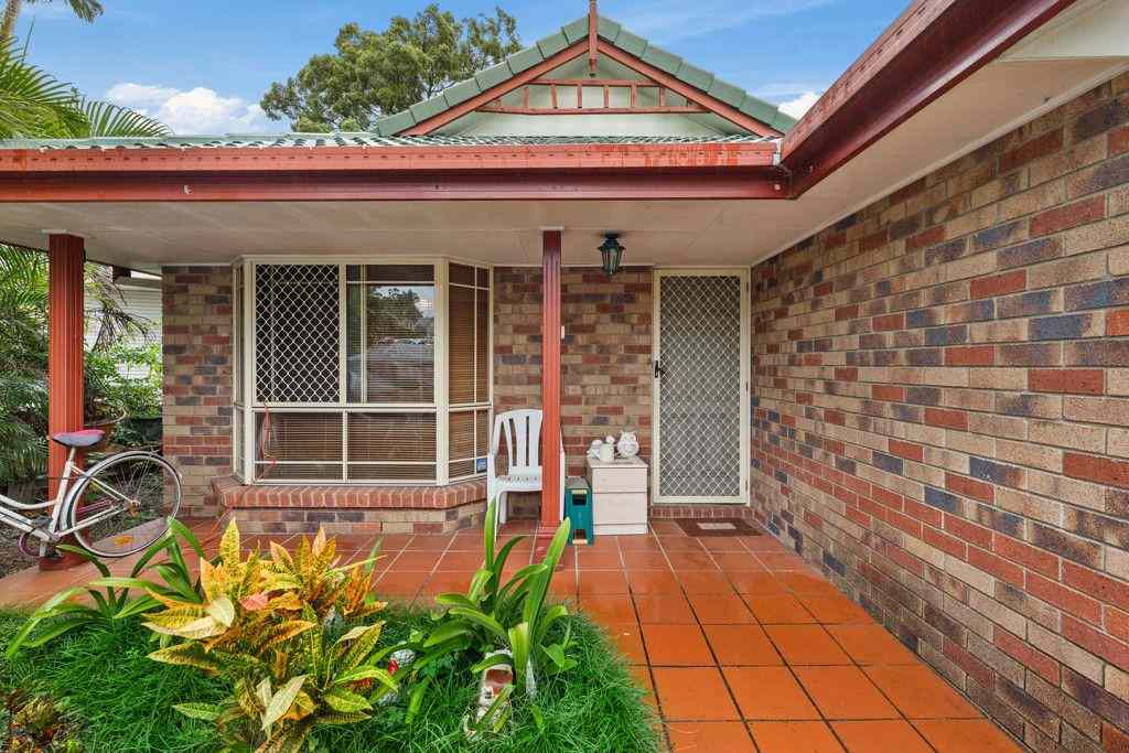 Lowset Family Home + Includes Solar: QLD Eight Mile Plains, QLD 4113 House | Prop-GPT the AI-Powered Property Portal