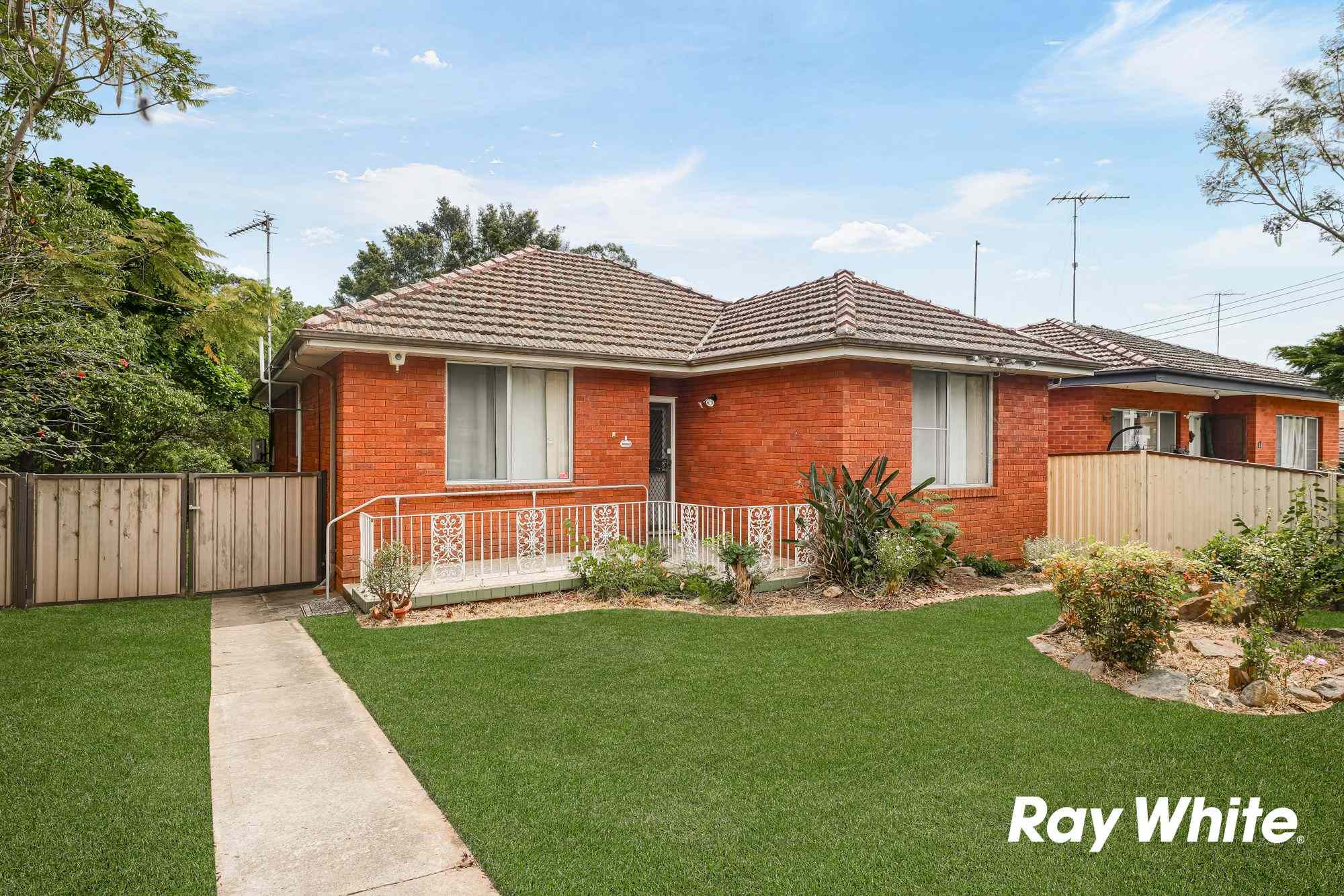 READY TO MOVE IN Three Bedroom Family Home With Oversized Backyard! PLUS LAWN & GARDEN MAINTENANCE INCLUDED: NSW Schofields, NSW 2762 House | Prop-GPT the AI-Powered Property Portal