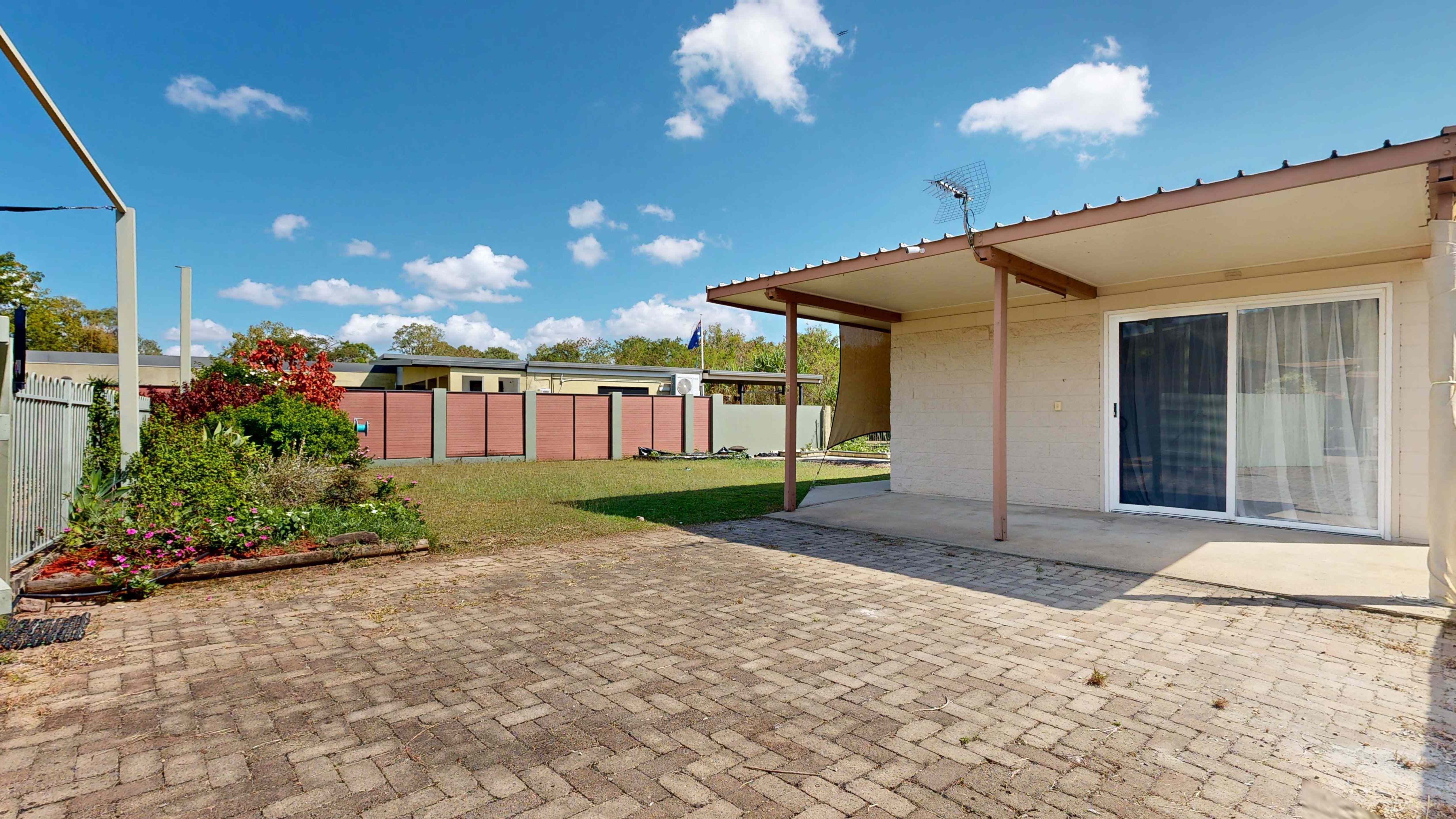 $400 Furnished Private Granny flat with Pool Access: QLD Annandale, QLD 4814 House | Prop-GPT the AI-Powered Property Portal