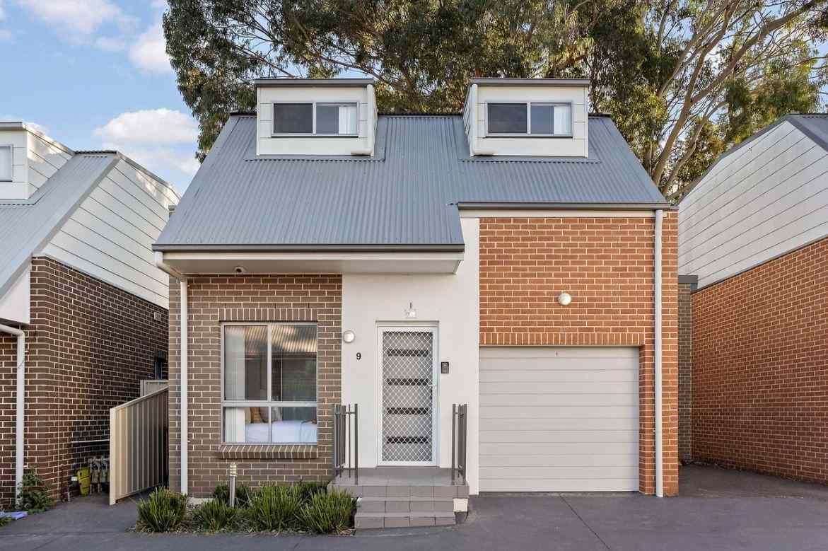 9/166-170 Targo Road, GIRRAWEEN, NSW 2145 - Townhouse for Rent - harcourts.net: NSW Girraween, NSW 2145 House | Prop-GPT the AI-Powered Property Portal