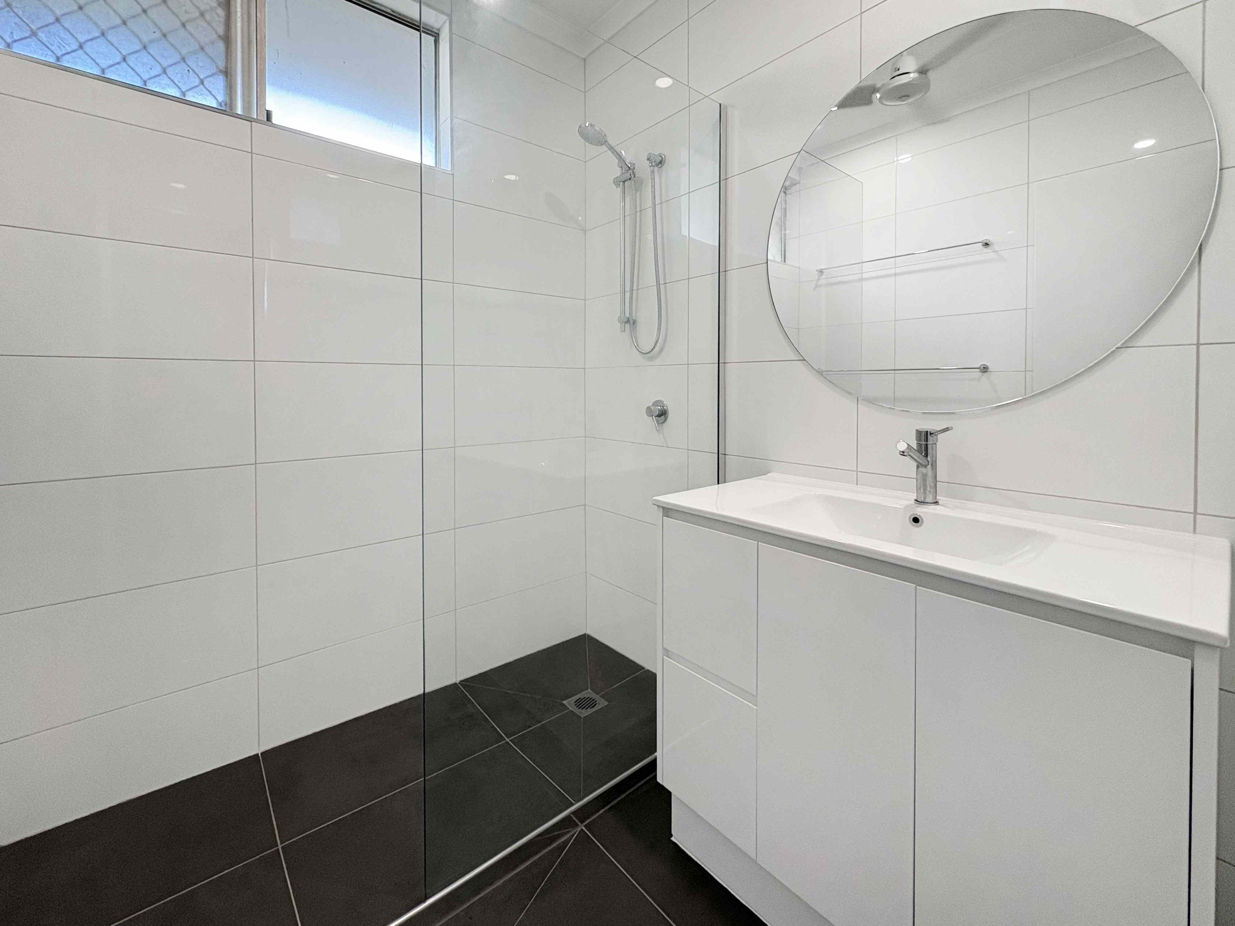 Prop-GPT: House: NT Woodroffe, NT 0830 Cozy. Convenient. Family Home.