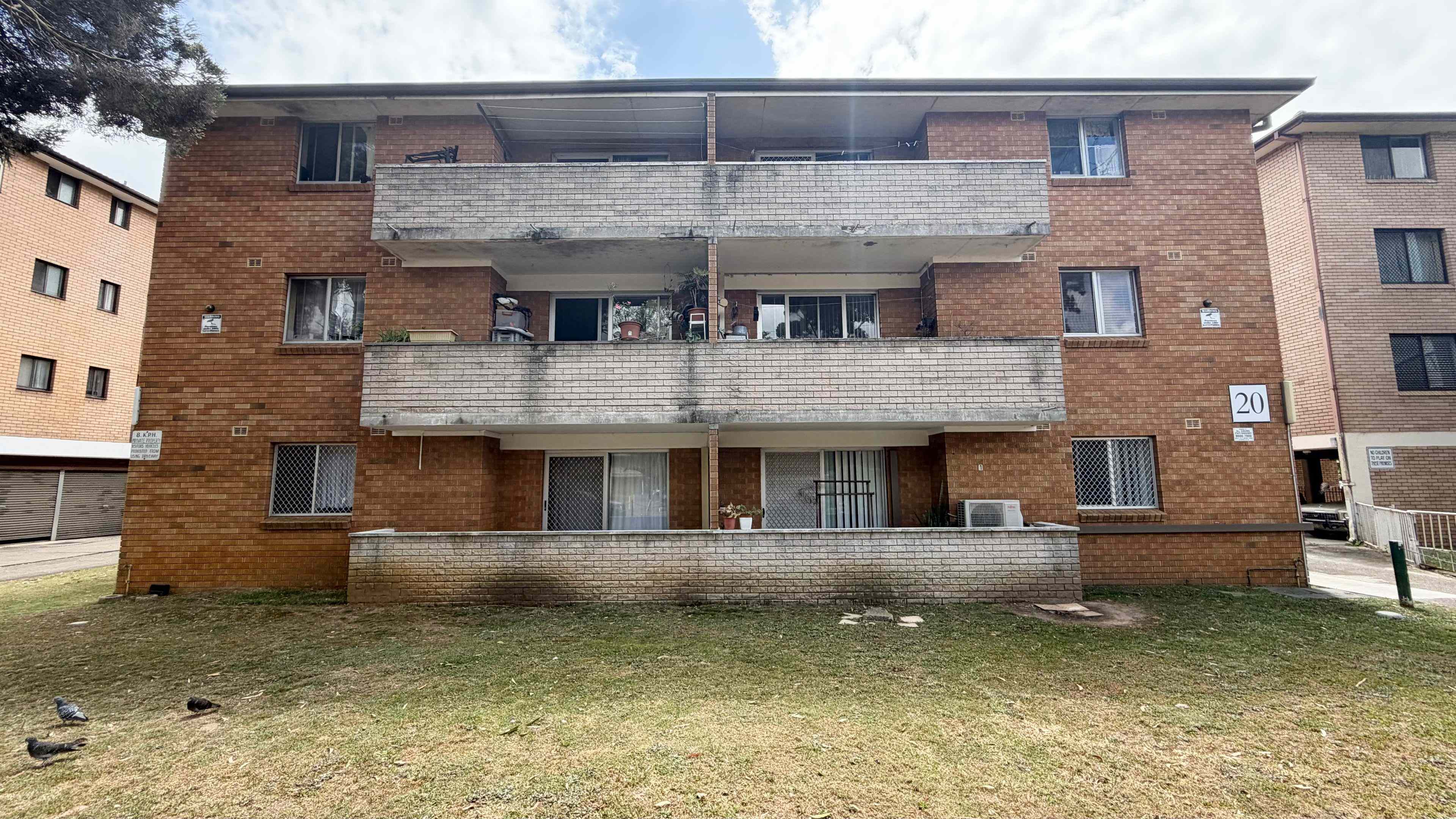 Neat & Comfortable Unit in a Convenient Canley Vale Location: NSW Canley Vale, NSW 2166 House | Prop-GPT the AI-Powered Property Portal