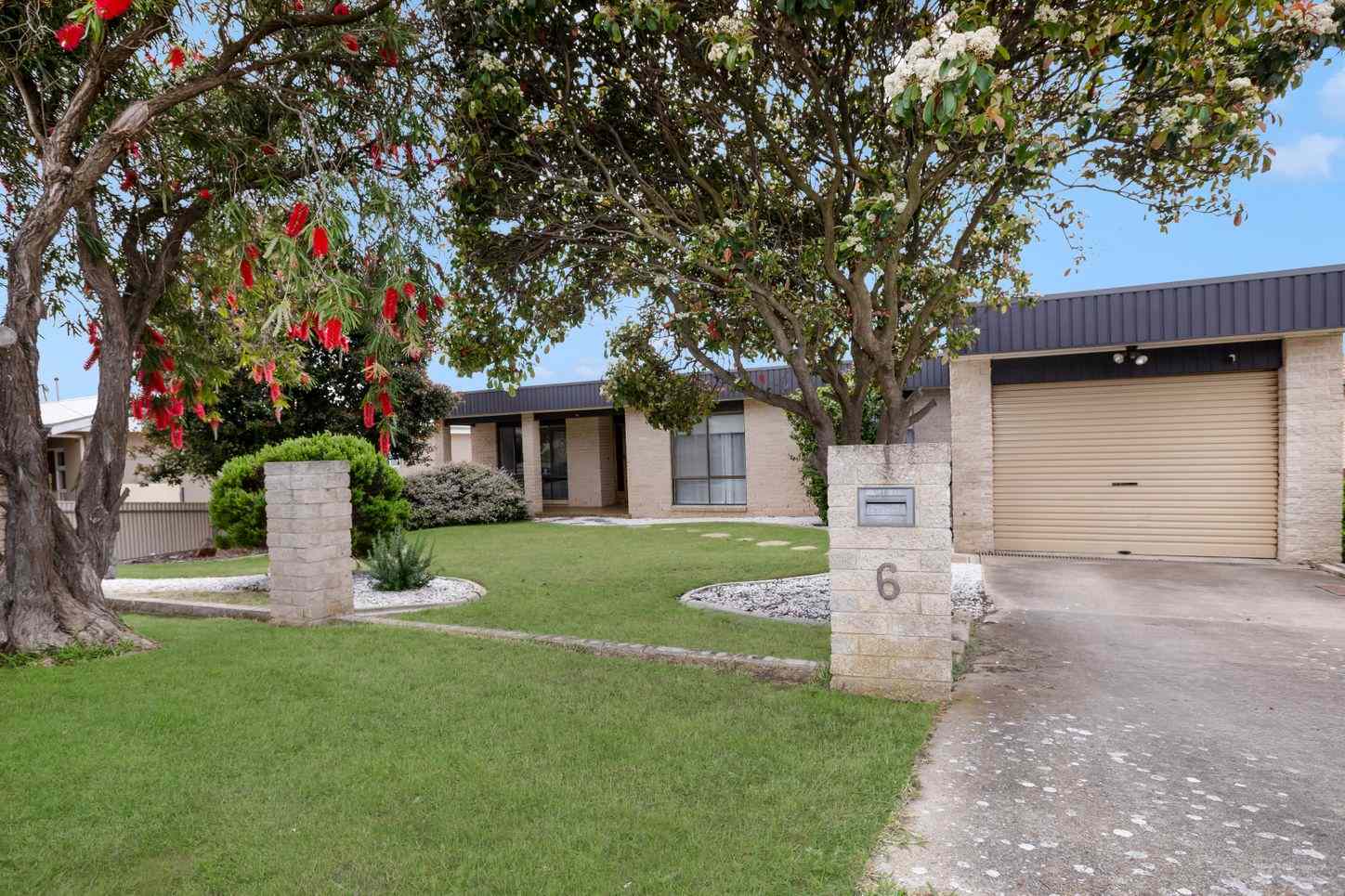 6 Grange Grove, PORT LINCOLN, SA 5606 - House for Rent - harcourts.net: SA Port Lincoln, SA 5606 House | Prop-GPT the AI-Powered Property Portal