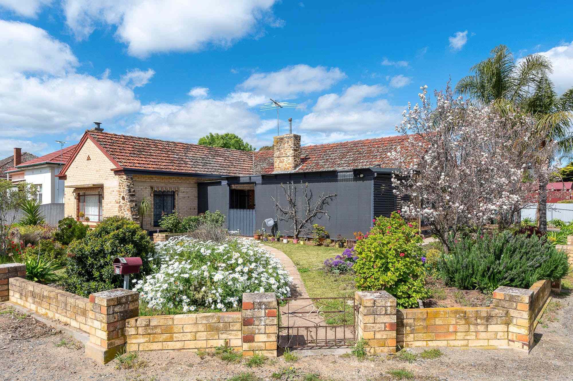 Solid 3 Bedroom Home in Central Location: SA Murray Bridge, SA 5253 House | Prop-GPT the AI-Powered Property Portal