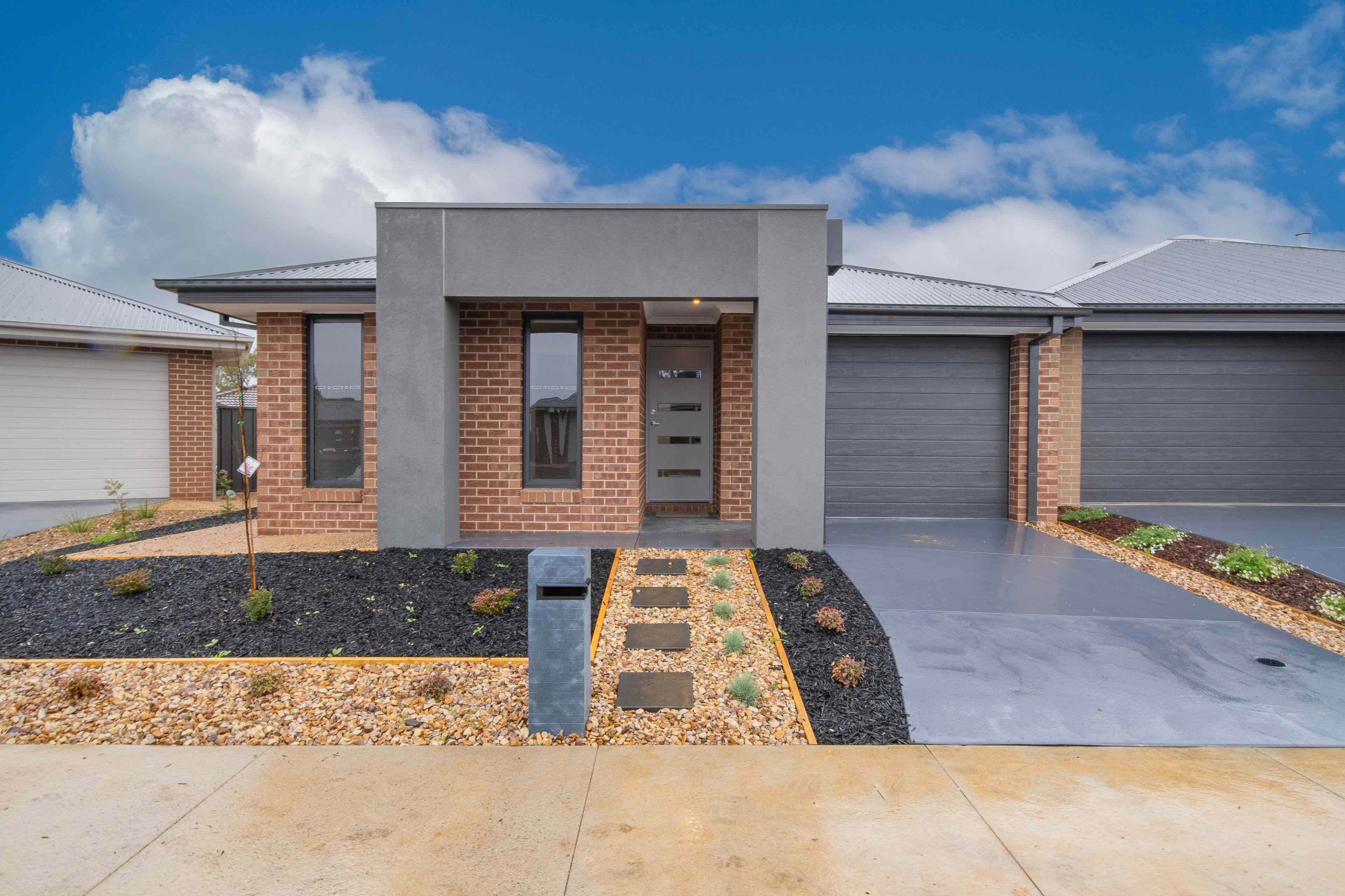 Gorgeous Modern Home In Heart Of Strathfieldsaye!!: VIC Strathfieldsaye, VIC 3551 House | Prop-GPT the AI-Powered Property Portal