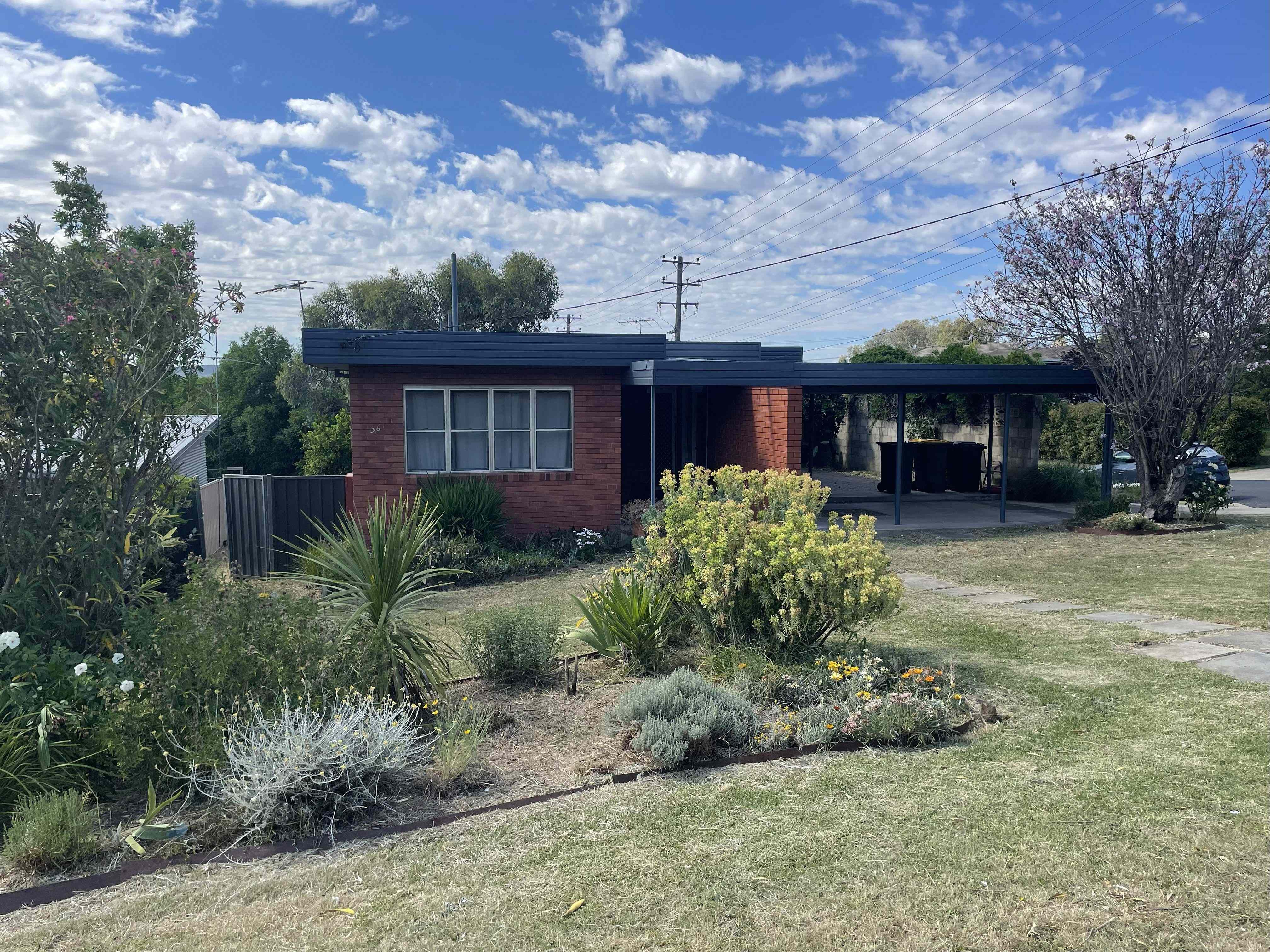 Lovely Street on Ross Hill: NSW Inverell, NSW 2360 House | Prop-GPT the AI-Powered Property Portal