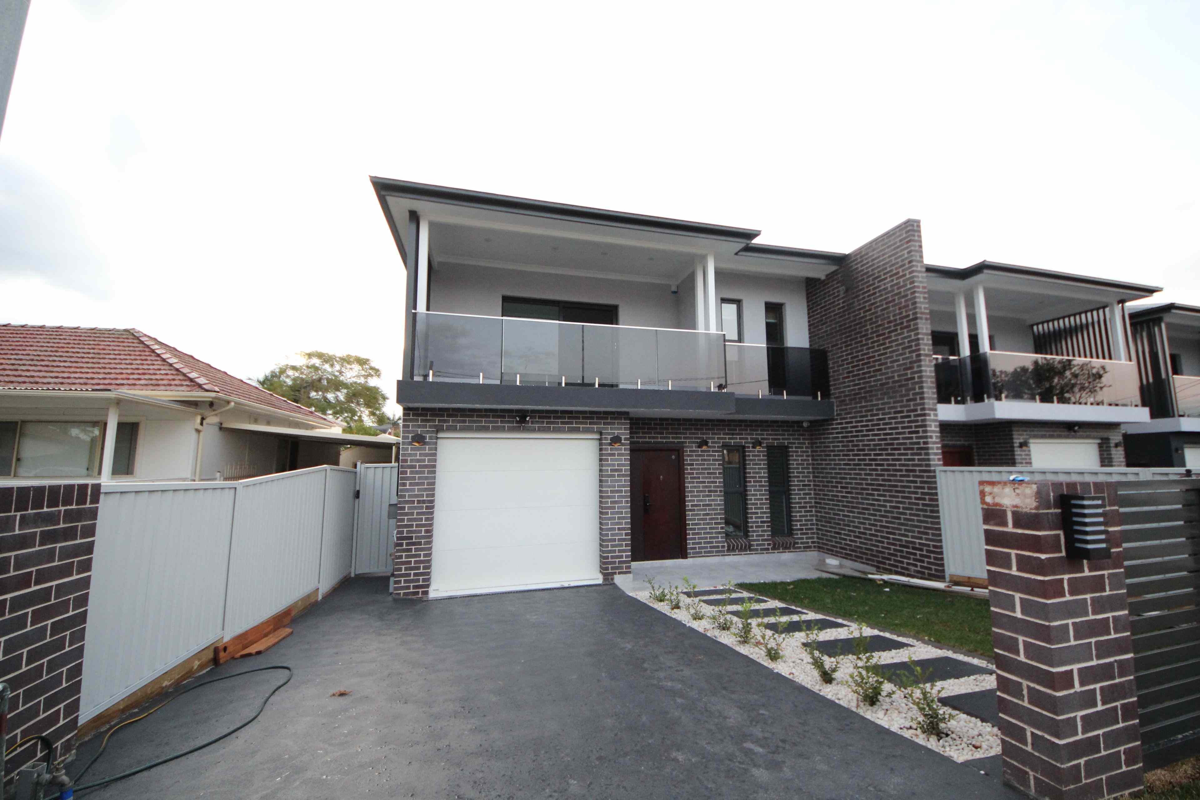 NEAR NEW 4 BEDROOM DUPLEX LOCATED CLOSE TO ALL AMENITIES: NSW Greenacre, NSW 2190 DuplexSemi-detached | Prop-GPT the AI-Powered Property Portal
