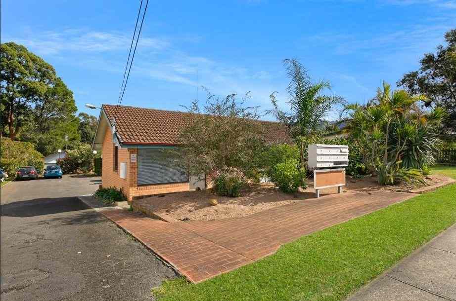 Comfort and Convenience: NSW West Wollongong, NSW 2500 House | Prop-GPT the AI-Powered Property Portal