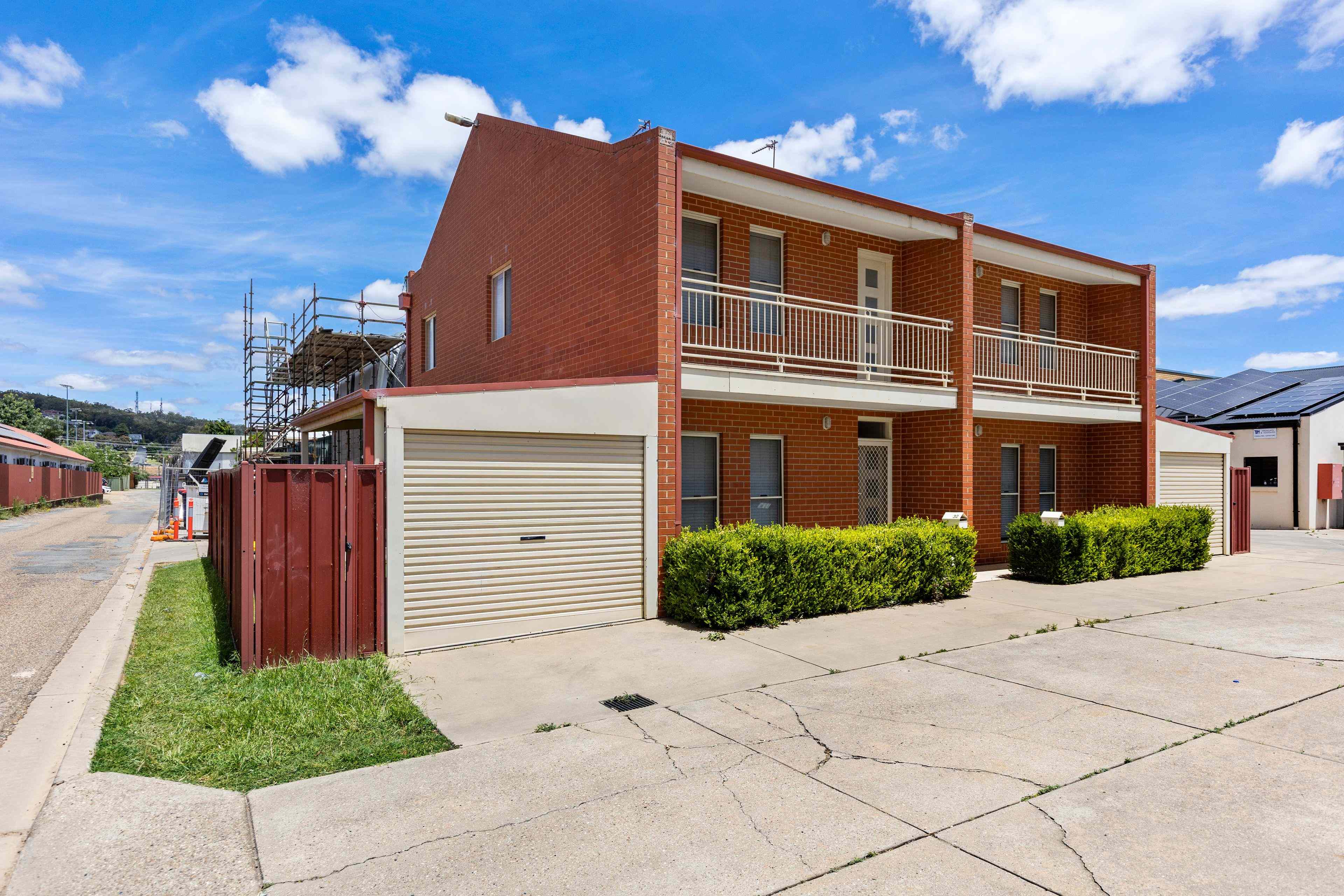 Central Wagga Townhouse: NSW East Wagga Wagga, NSW 2650 Unit | Prop-GPT the AI-Powered Property Portal