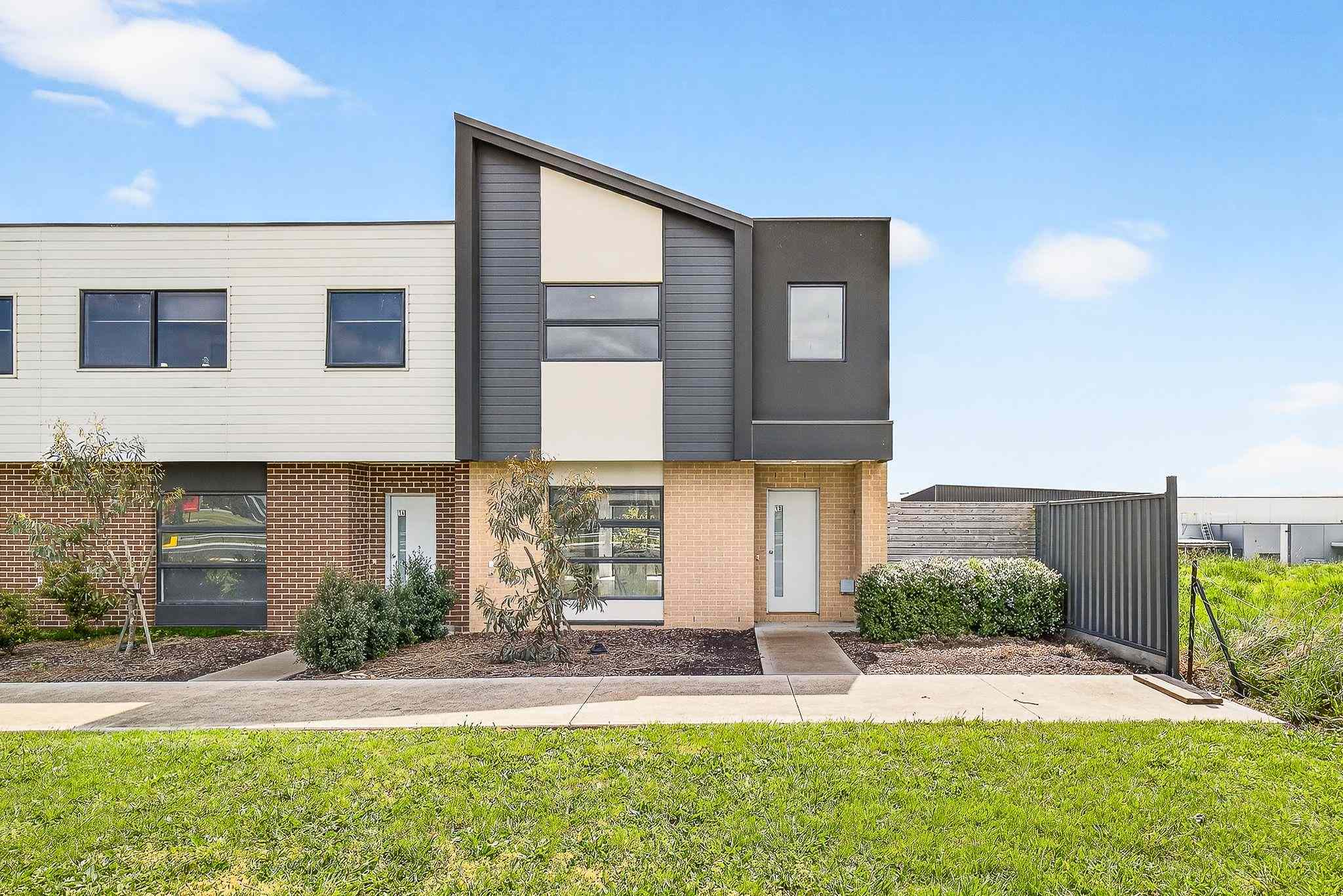 Nestled in the Heart of Cranbourne West - Lochaven Estate: VIC Cranbourne West, VIC 3977 House | Prop-GPT the AI-Powered Property Portal