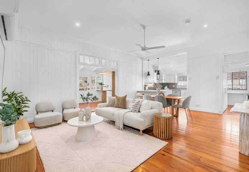 Prop-GPT: House: QLD Annerley, QLD 4103 Charm, Character with Convenience!