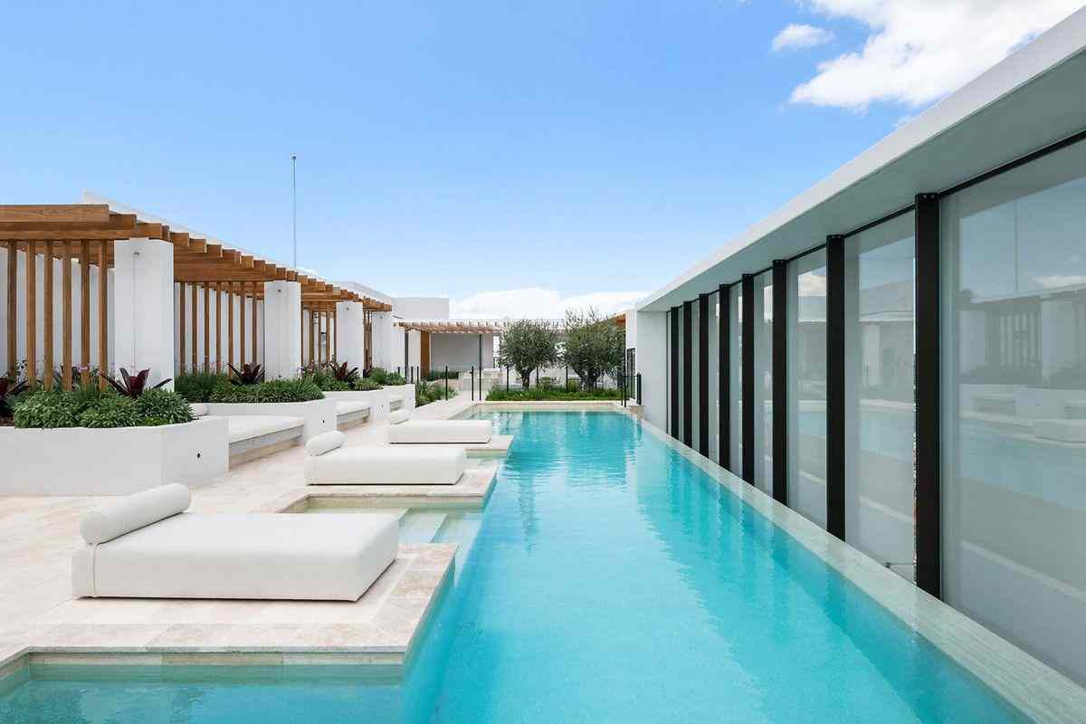 Prop-GPT: Apartment: QLD West End, QLD 4101 Luxury Living in West Village with City Views