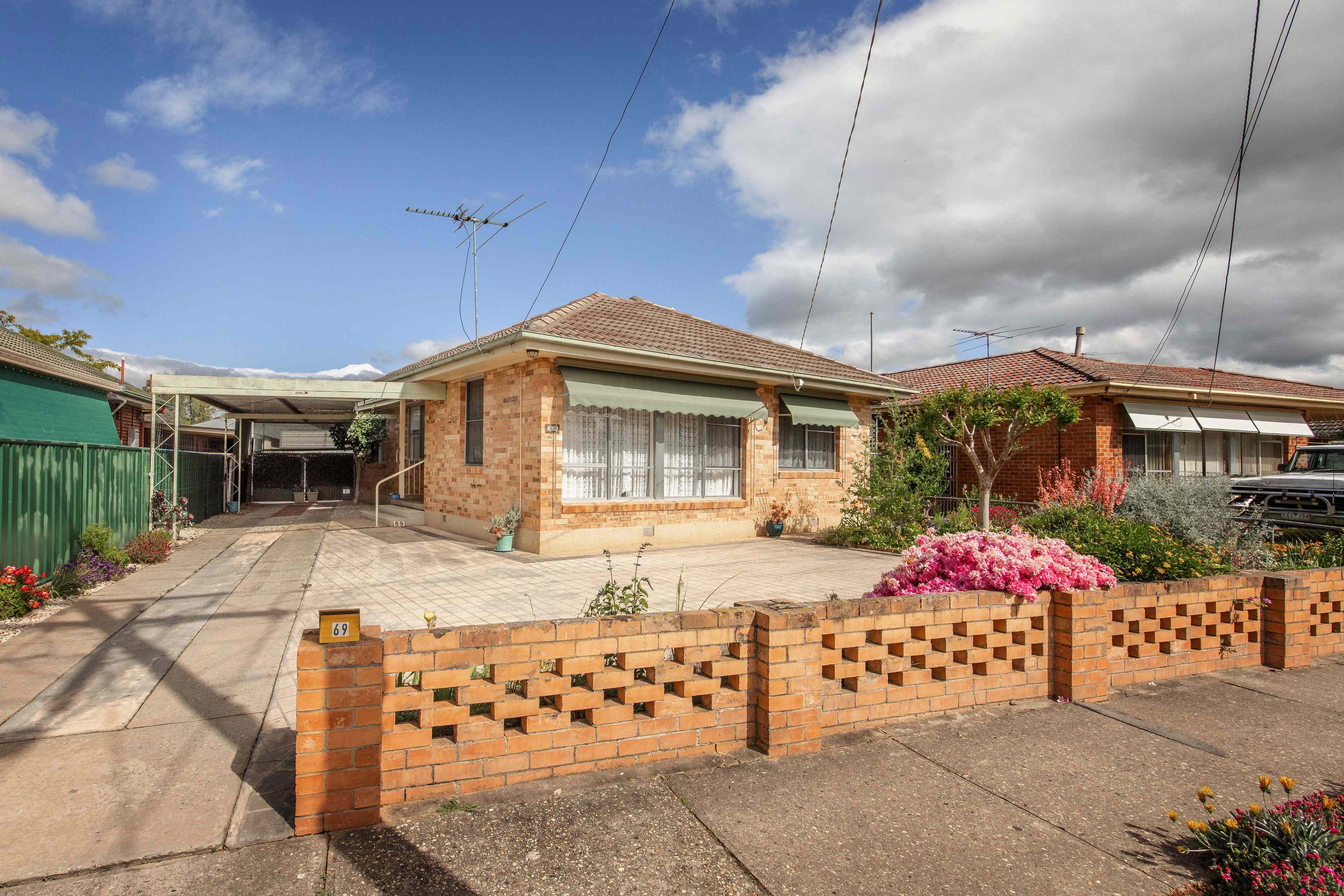 Comfort, Style & Convenience in a Peaceful Wodonga Location: VIC West Wodonga, VIC 3690 House | Prop-GPT the AI-Powered Property Portal