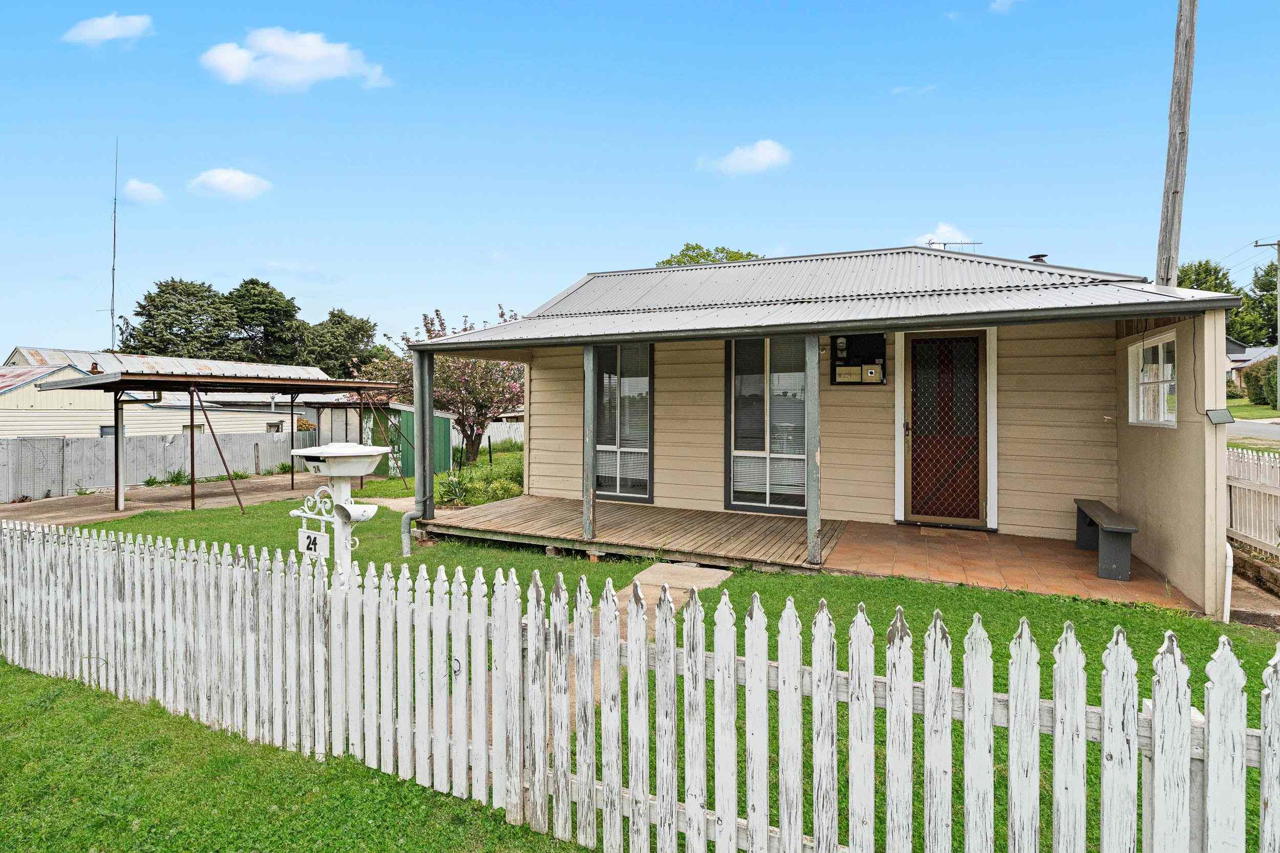 Charming Cottage with Character and Heart: NSW Crookwell, NSW 2583 House | Prop-GPT the AI-Powered Property Portal