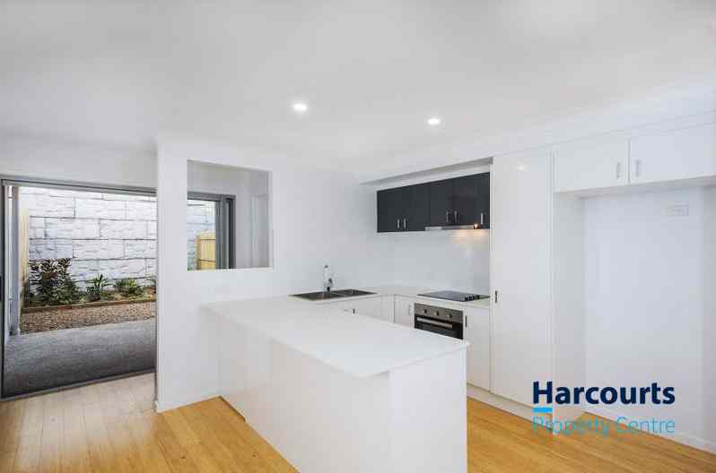 54/30 Taylor Place, MACKENZIE, QLD 4156 - Townhouse for Rent - harcourts.net: QLD Mackenzie, QLD 4156 House | Prop-GPT the AI-Powered Property Portal