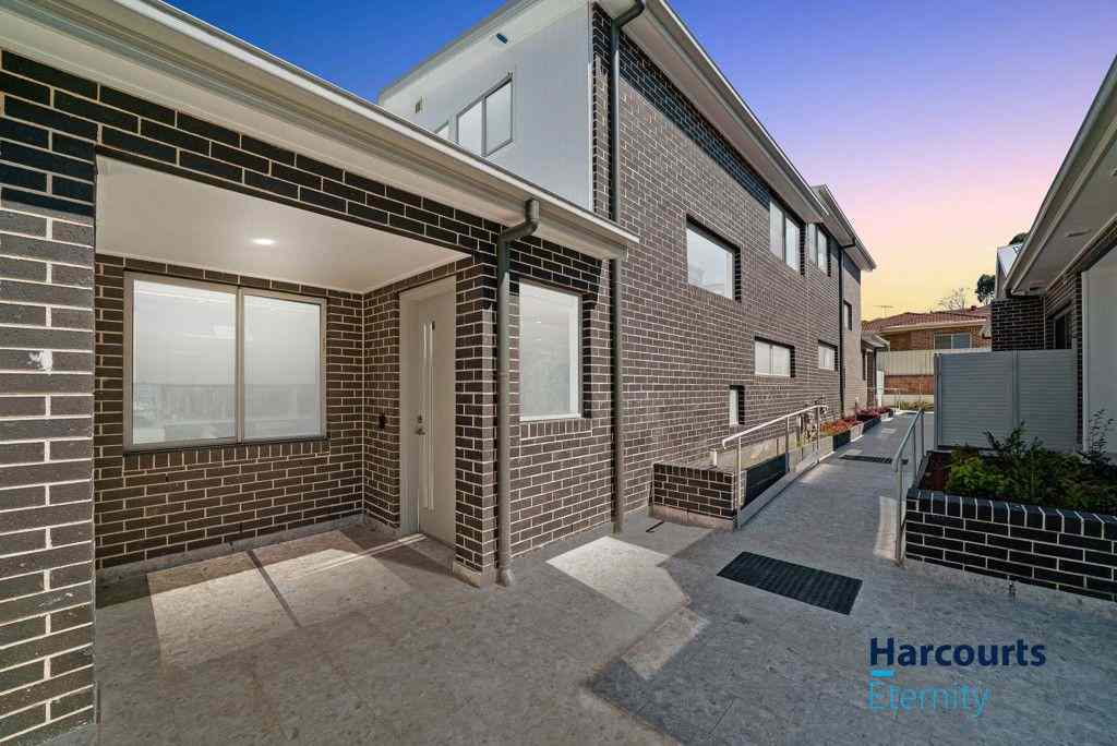 6/2-4 Andrew Place, GIRRAWEEN, NSW 2145 - Townhouse for Rent - harcourts.net: NSW Girraween, NSW 2145 House | Prop-GPT the AI-Powered Property Portal