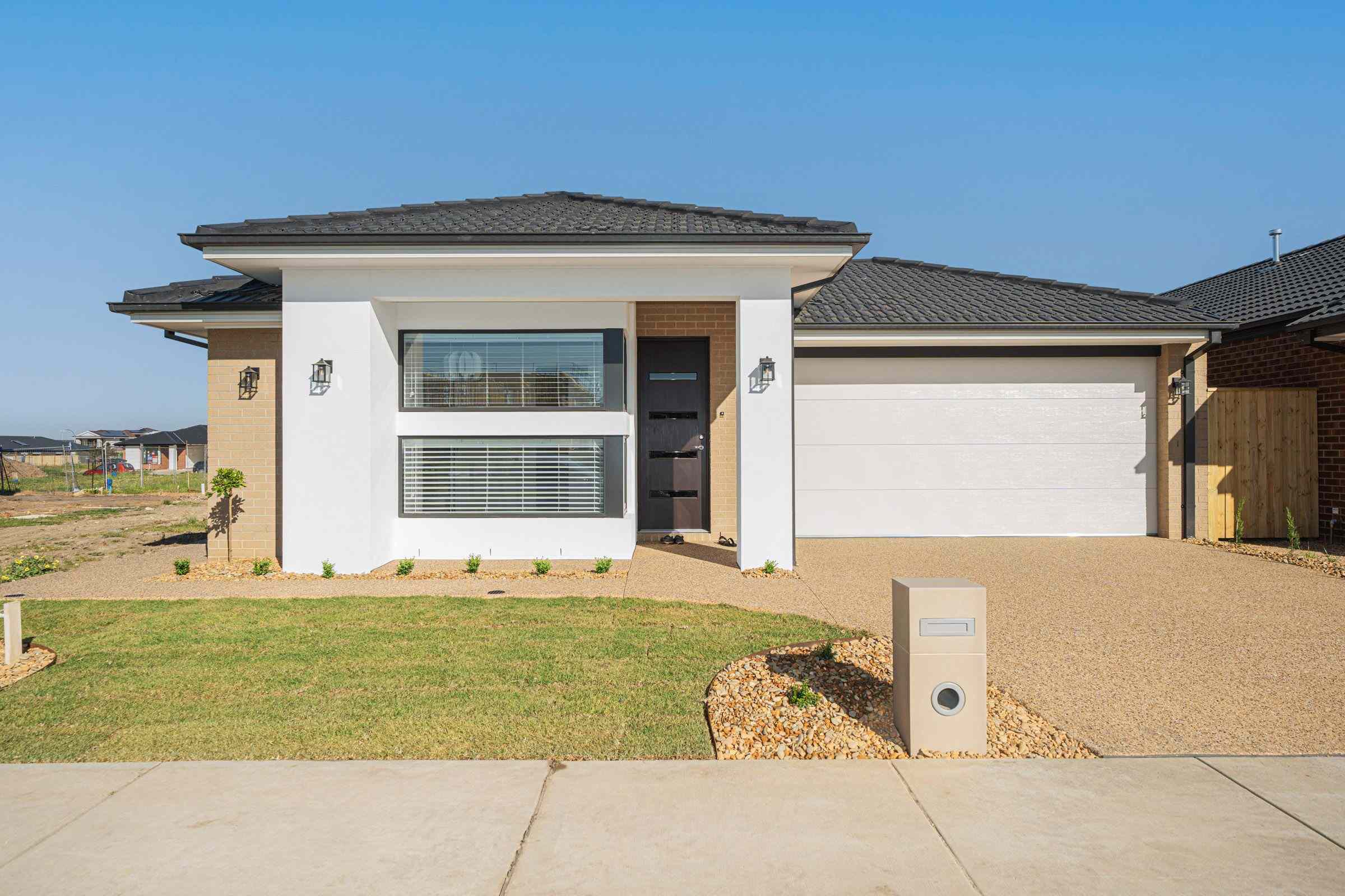 Ready to move in to with nothing to do! Available 28 Nov 2025: VIC Clyde North, VIC 3978 House | Prop-GPT the AI-Powered Property Portal