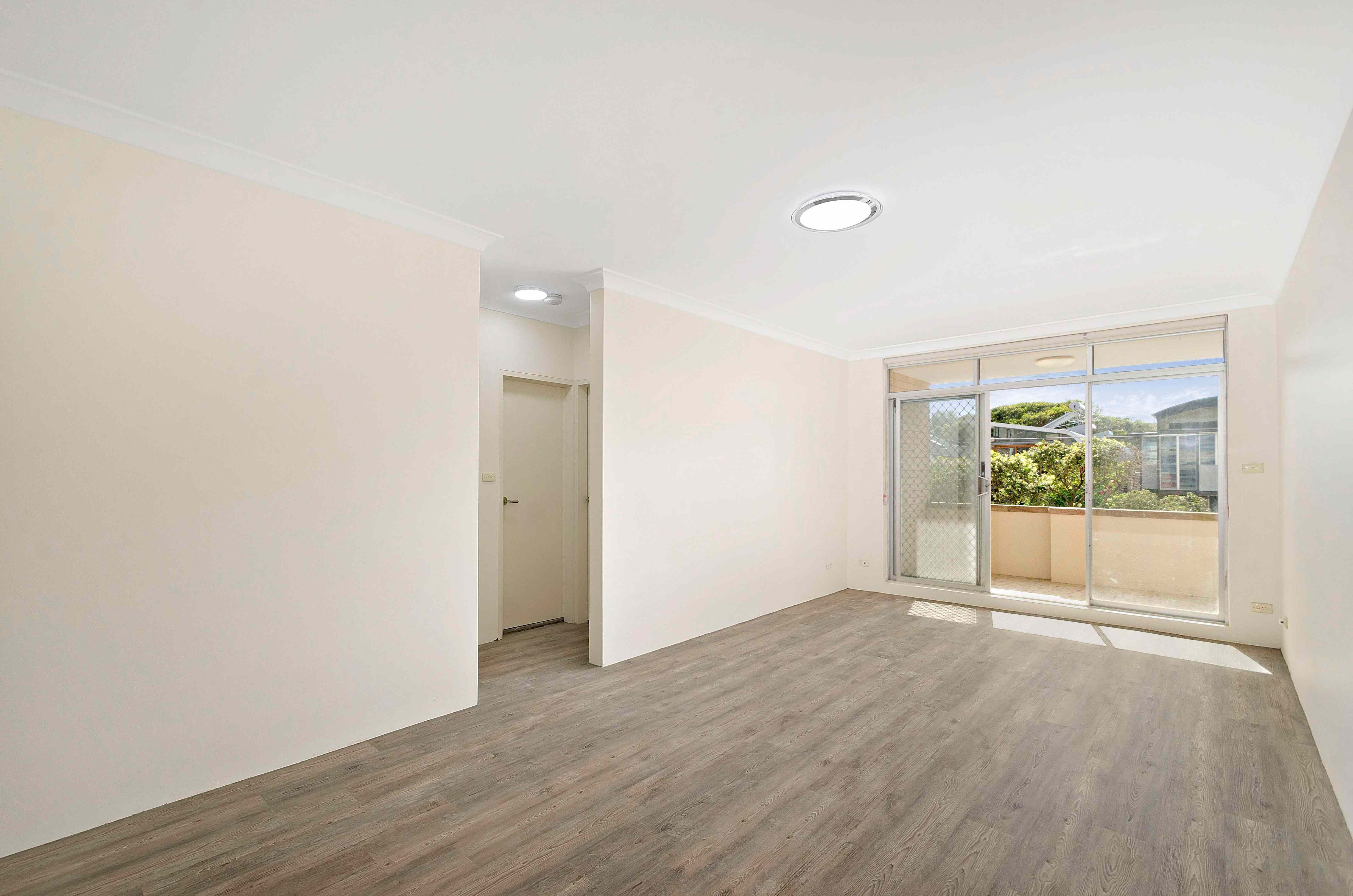 Stylish Coastal Apartment - Walk to Bondi & Tamarama Beach: NSW North Bondi, NSW 2026 Apartment | Prop-GPT the AI-Powered Property Portal