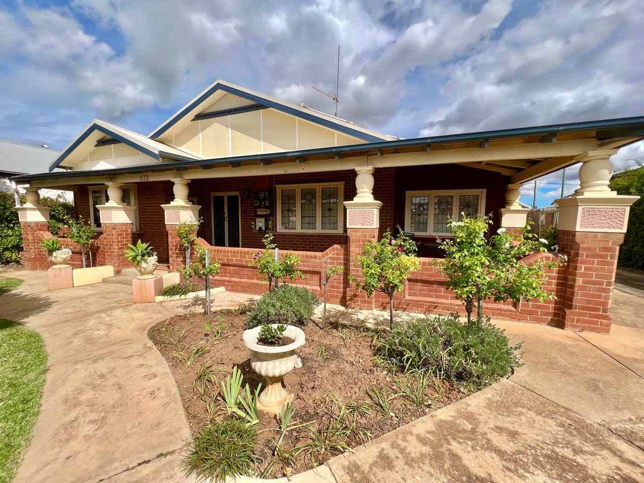 Ray White Real Estate Parkes: NSW Parkes, NSW 2870 House | Prop-GPT the AI-Powered Property Portal