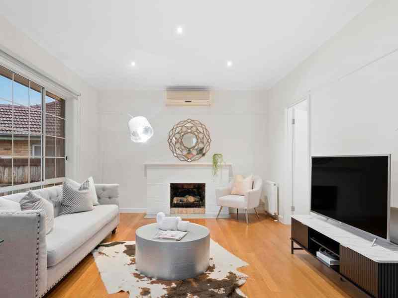 IN THE HEART OF CHELTENHAM!: VIC Cheltenham, VIC 3192 House | Prop-GPT the AI-Powered Property Portal