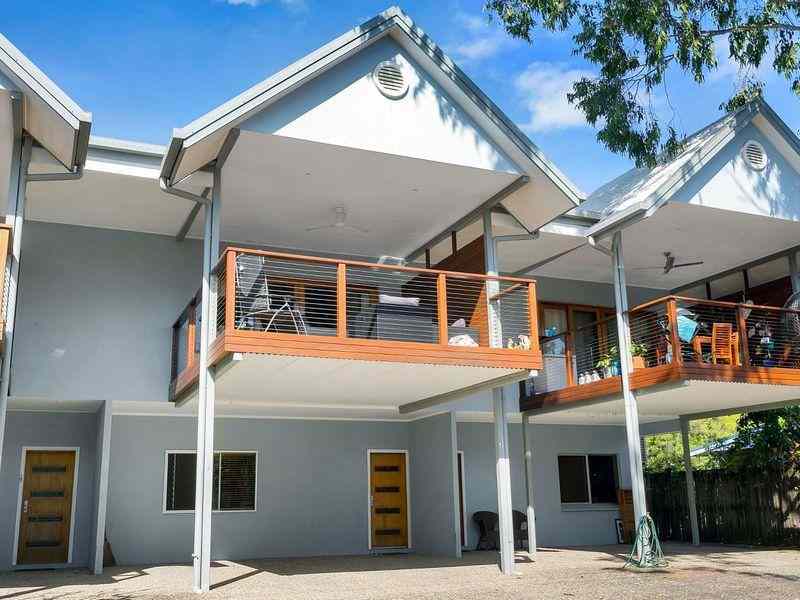STUNNING SEASIDE HOLLOWAYS HOME: QLD Holloways Beach, QLD 4878 Unit | Prop-GPT the AI-Powered Property Portal