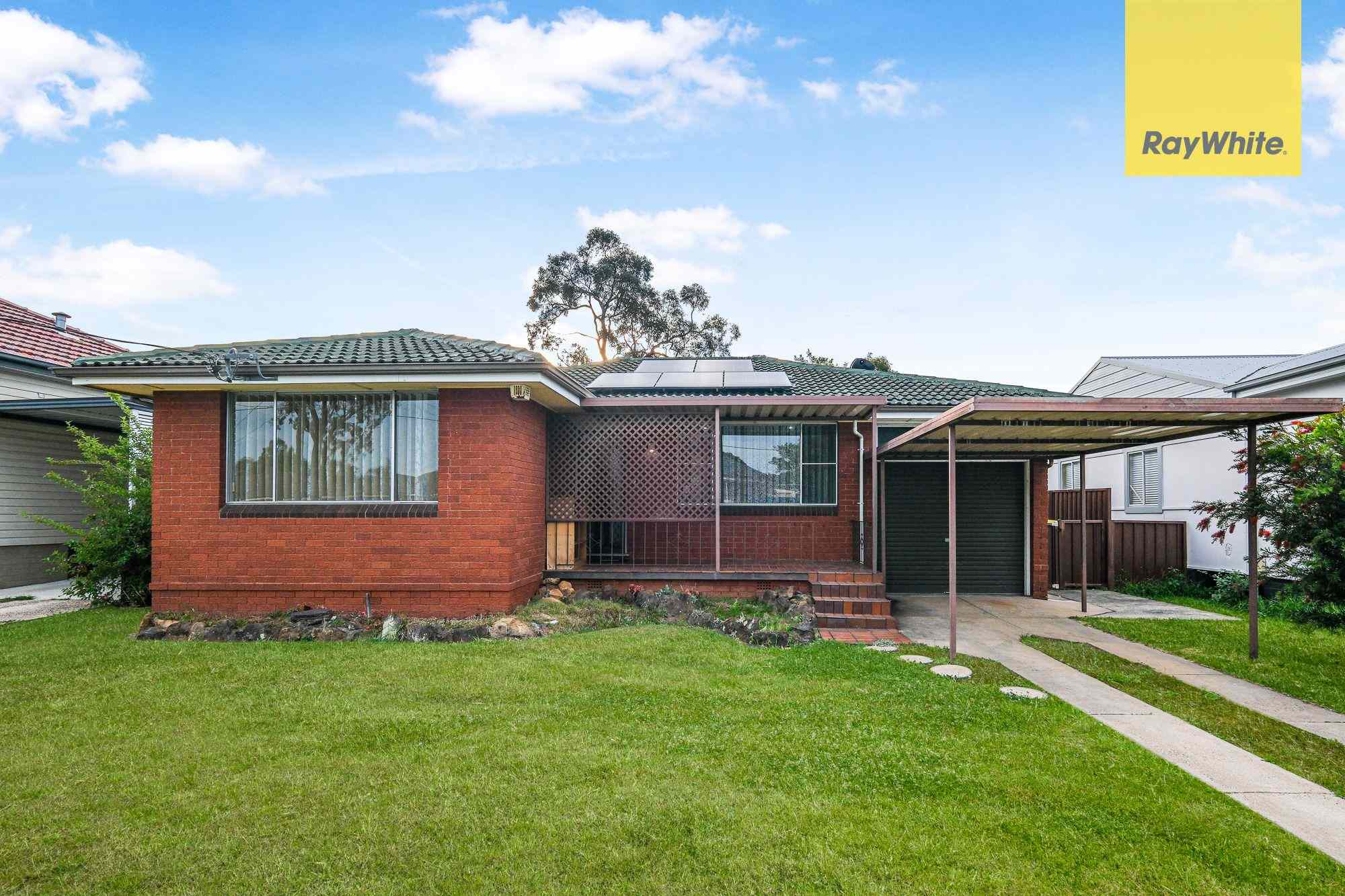 FAMILY HOME IN PRIME LOCATION!: NSW Colyton, NSW 2760 House | Prop-GPT the AI-Powered Property Portal