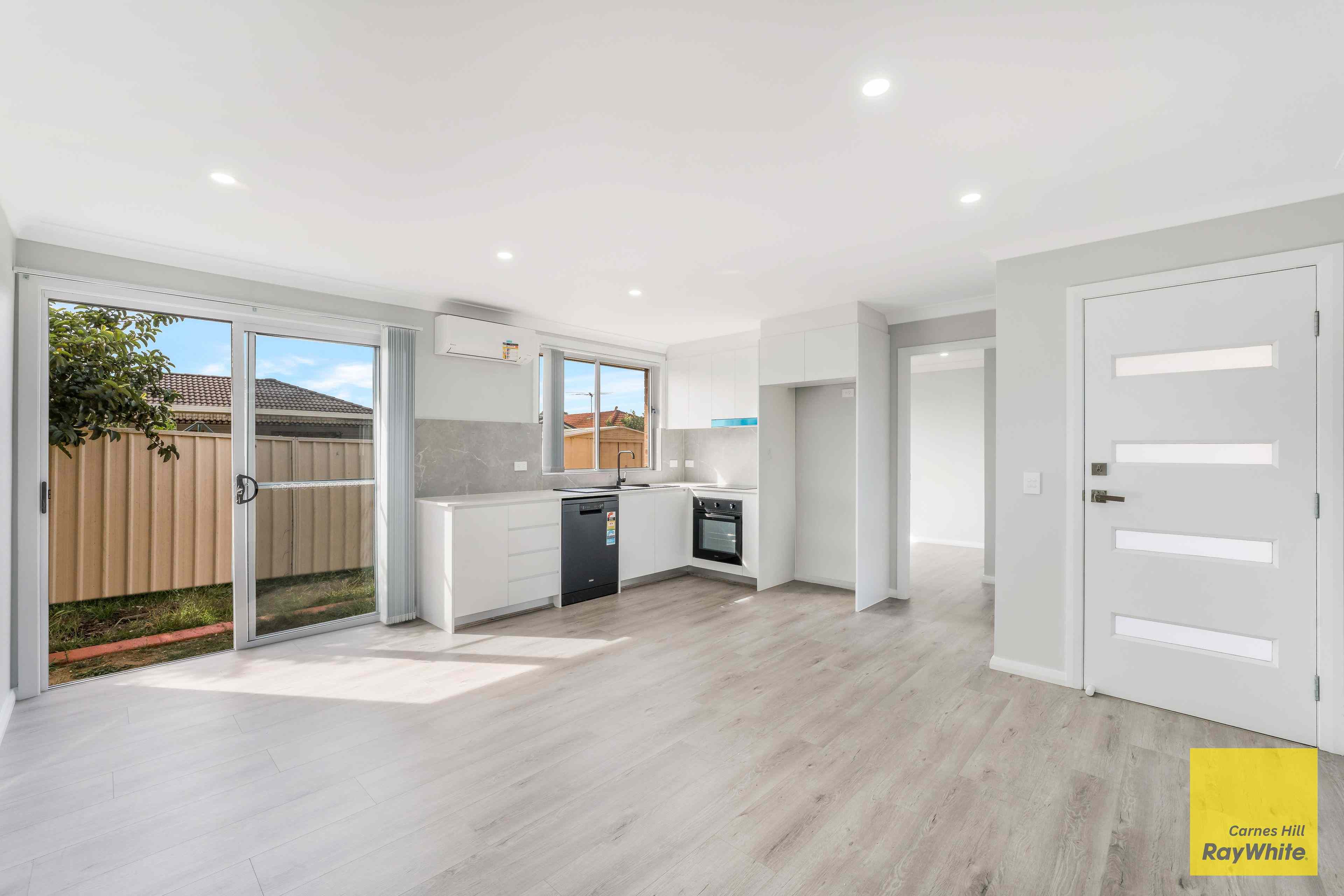 Prop-GPT: House: NSW Hoxton Park, NSW 2171 Brand New Everything!!