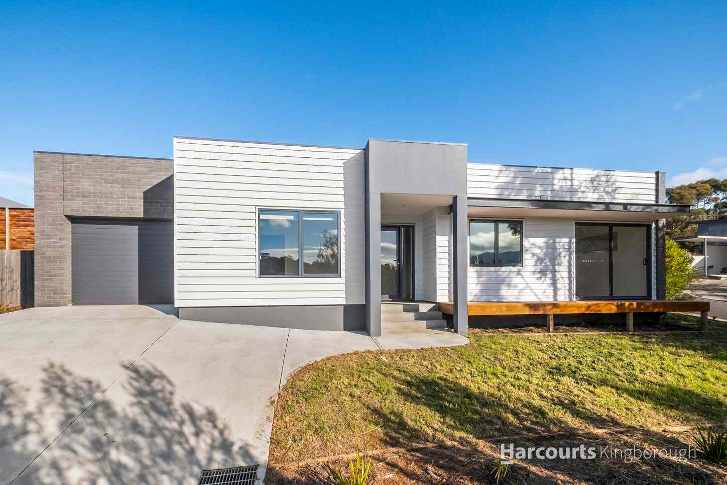 13 Lomandra Drive, BLACKMANS BAY, TAS 7052 - House for Rent - harcourts.net: TAS Blackmans Bay, TAS 7052 House | Prop-GPT the AI-Powered Property Portal