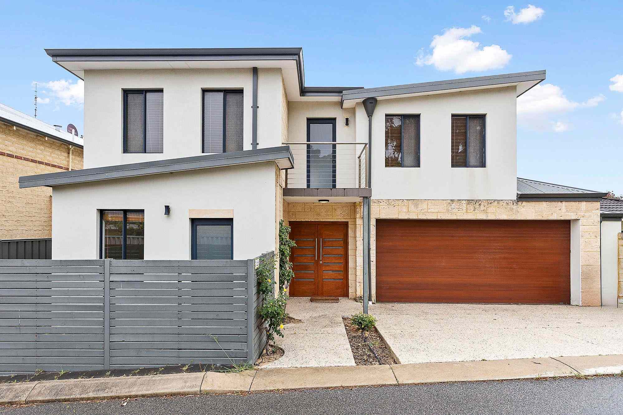 LOCATION LOCATION LOCATION: WA Scarborough, WA 6019 House | Prop-GPT the AI-Powered Property Portal
