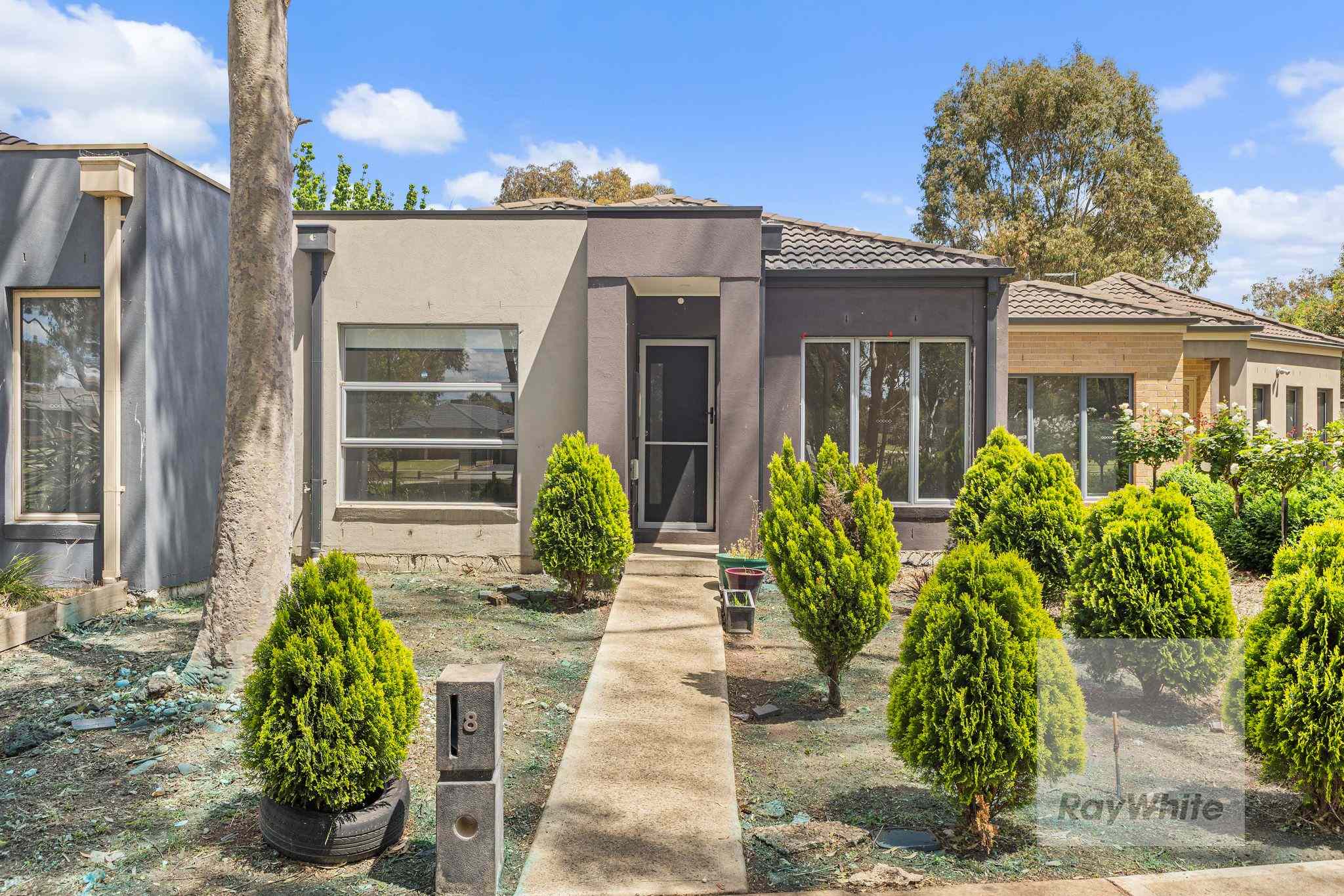 Comfort & Convenience in South Morang: VIC South Morang, VIC 3752 House | Prop-GPT the AI-Powered Property Portal