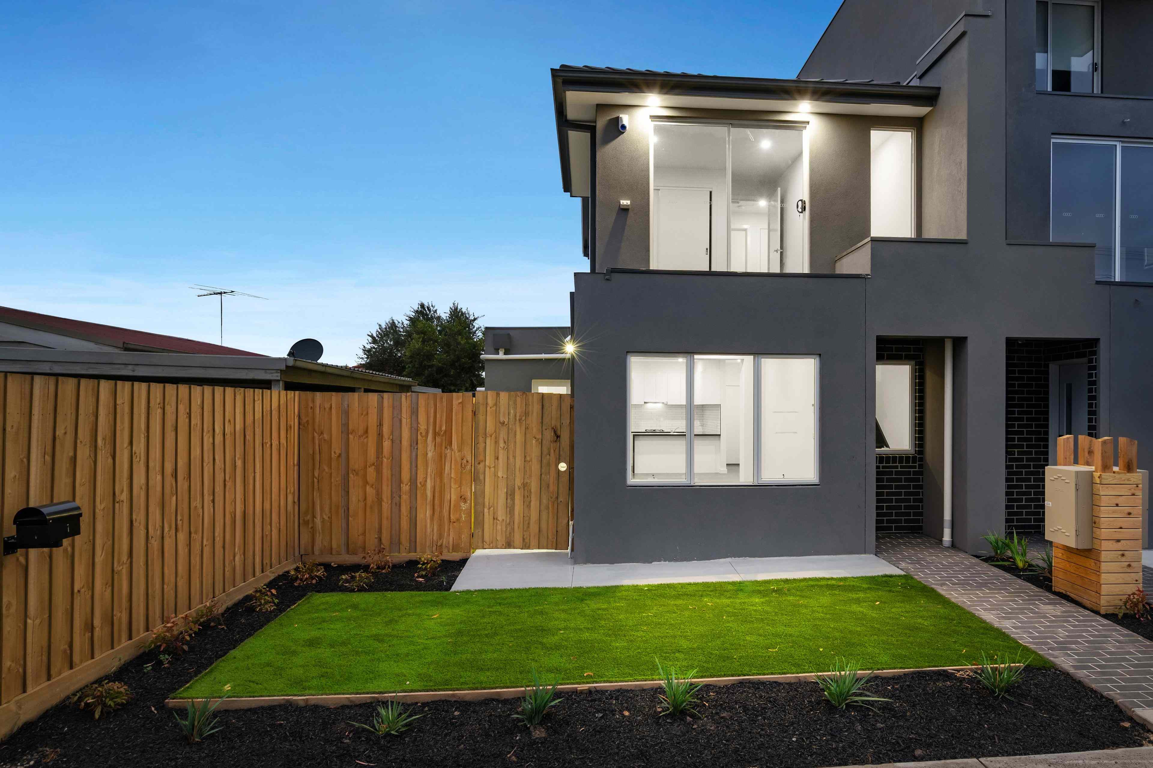 Modern Living in a Convenient Location: VIC Epping, VIC 3076 Townhouse | Prop-GPT the AI-Powered Property Portal