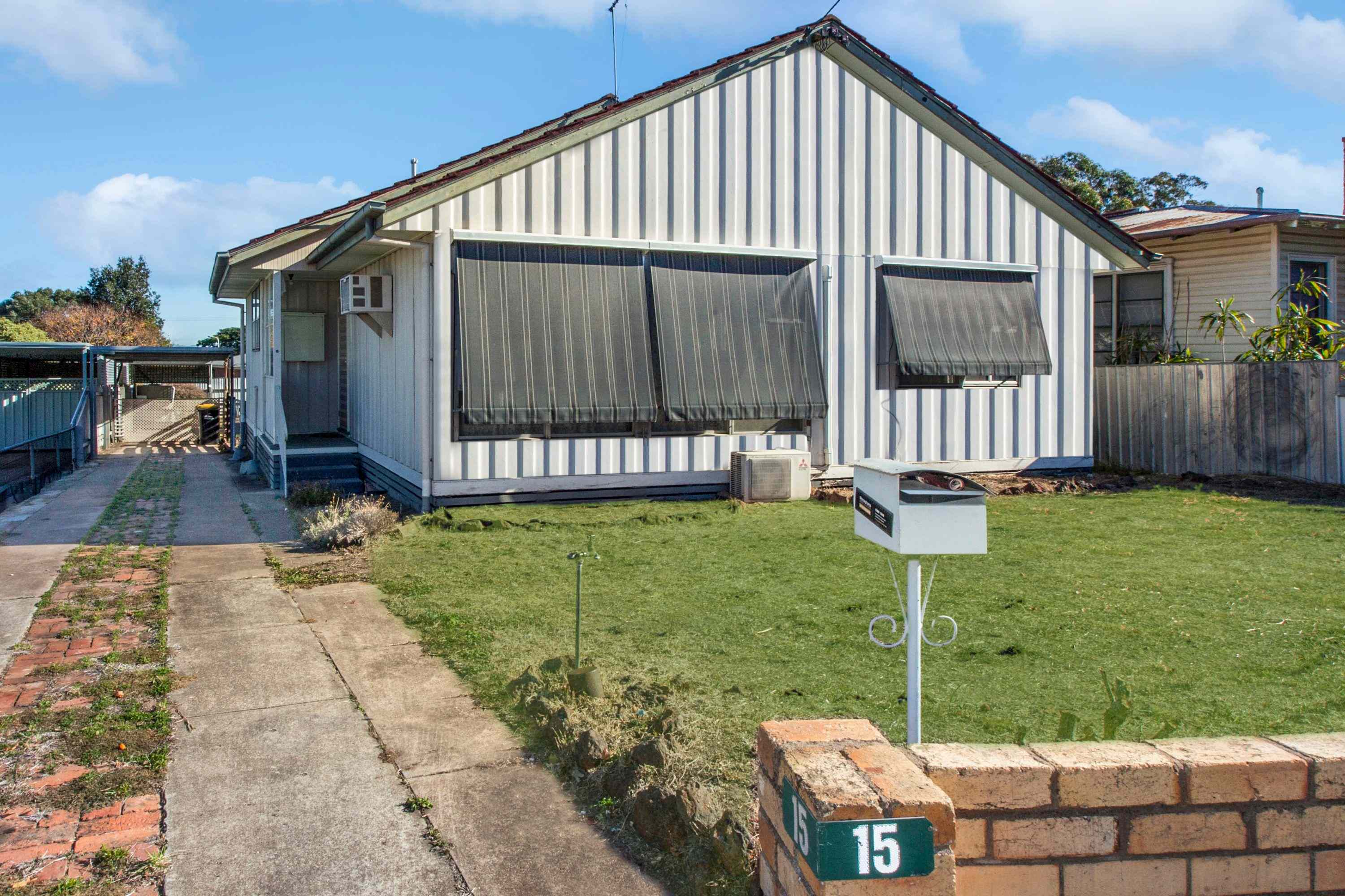 Spacious Home with bonus bungalow: VIC Stawell, VIC 3380 House | Prop-GPT the AI-Powered Property Portal