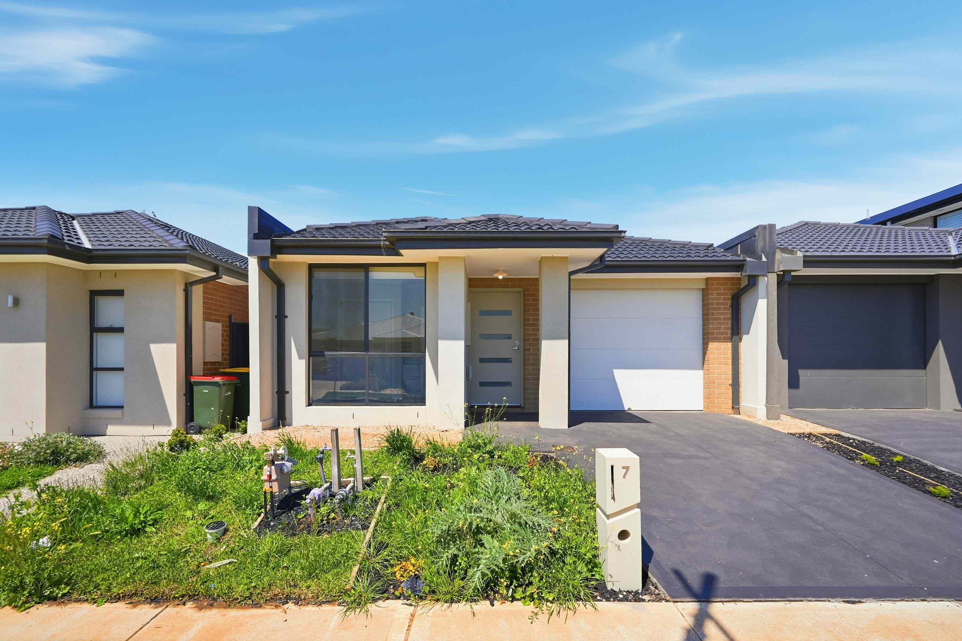BRAND NEW HOME IN CORNERSTONE: VIC Werribee, VIC 3030 House | Prop-GPT the AI-Powered Property Portal