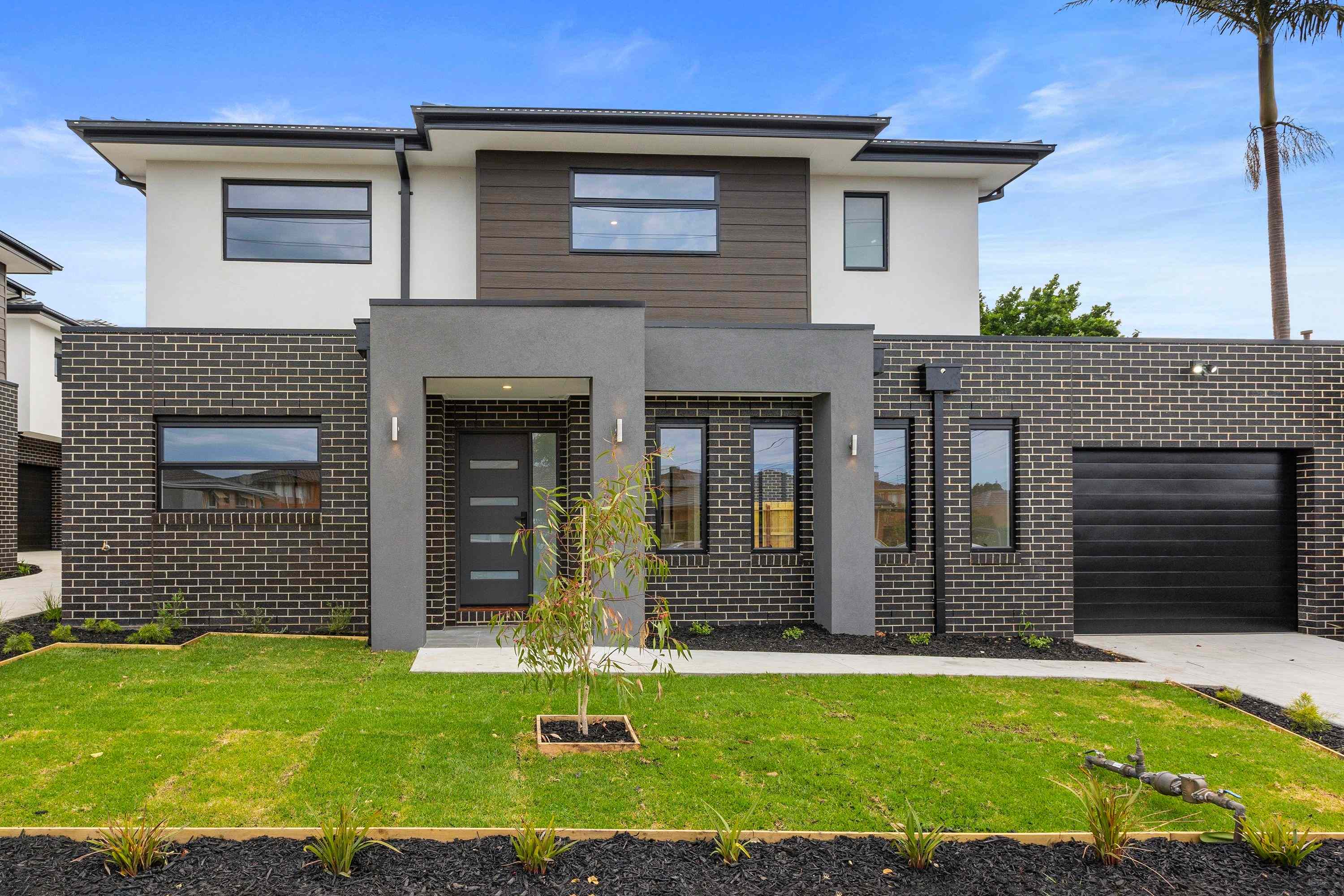 A family double-story home, set in a prime location, this spacious family home is not to be missed!: VIC Springvale, VIC 3171 Unit | Prop-GPT the AI-Powered Property Portal