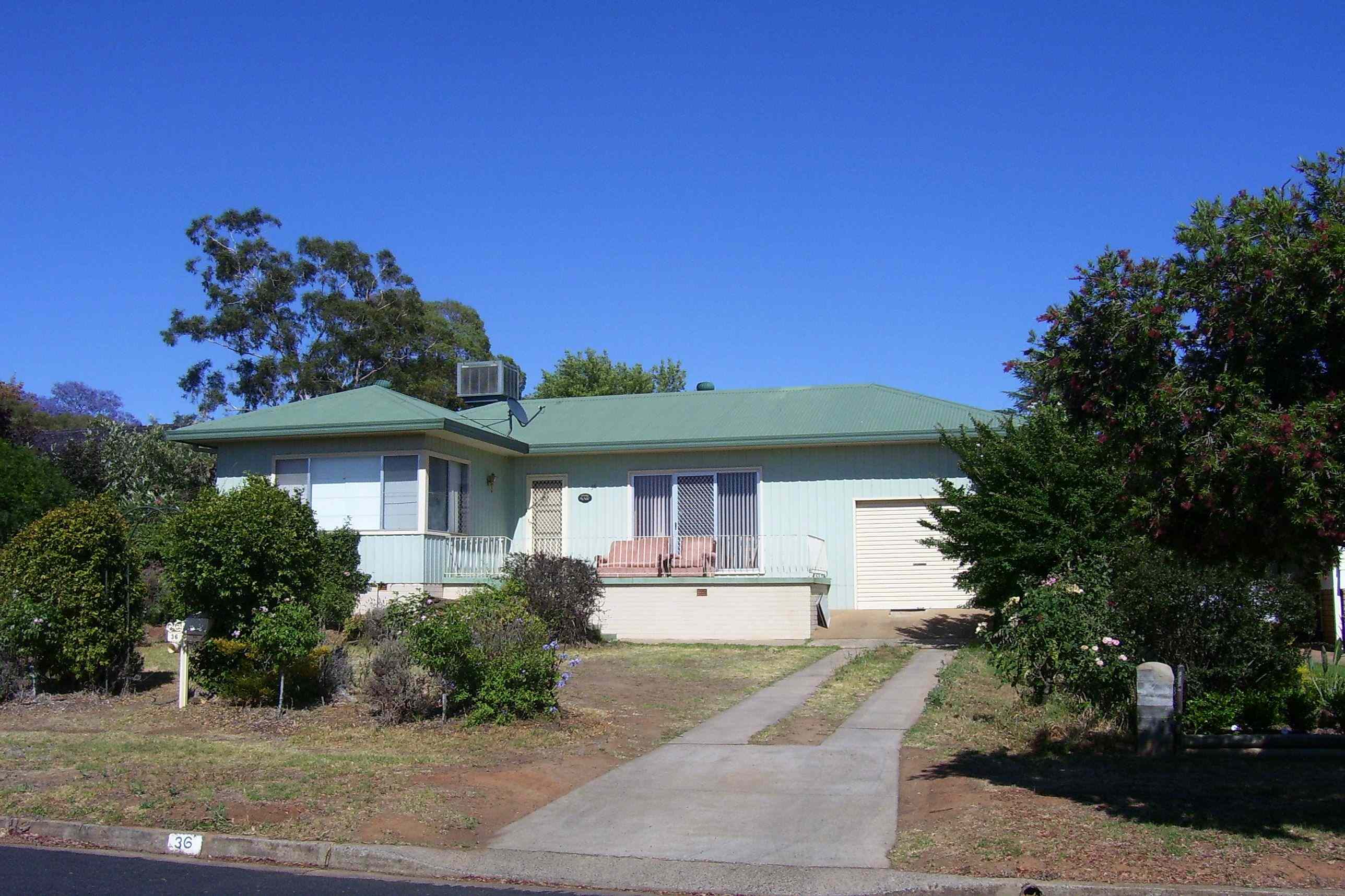 Ray White Real Estate Parkes: NSW Parkes, NSW 2870 House | Prop-GPT the AI-Powered Property Portal