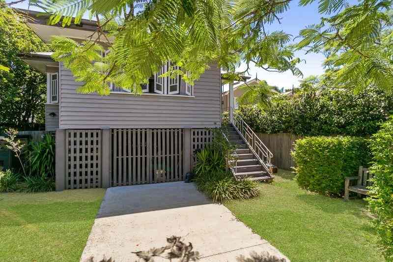CUTE Queenslander, QUIET location, walk to coffee!: QLD Graceville, QLD 4075 House | Prop-GPT the AI-Powered Property Portal