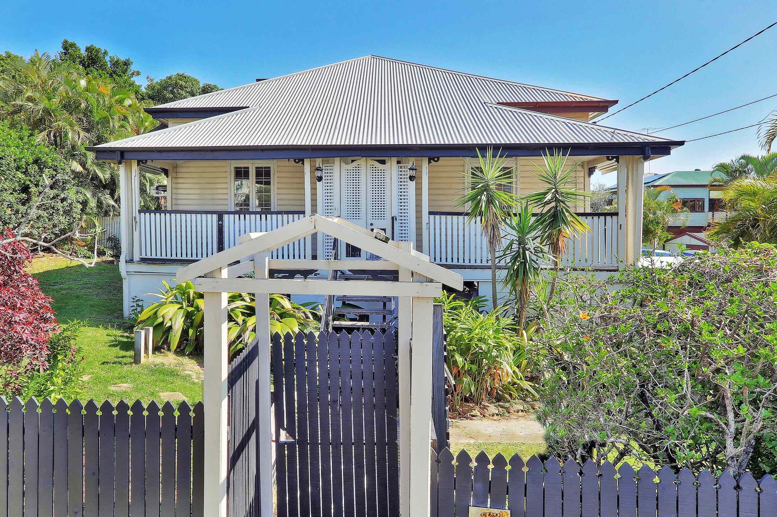 LARGE CHARACTER HOME -  WINDSOR STATE SCHOOL CATCHMENT: QLD Windsor, QLD 4030 House | Prop-GPT the AI-Powered Property Portal