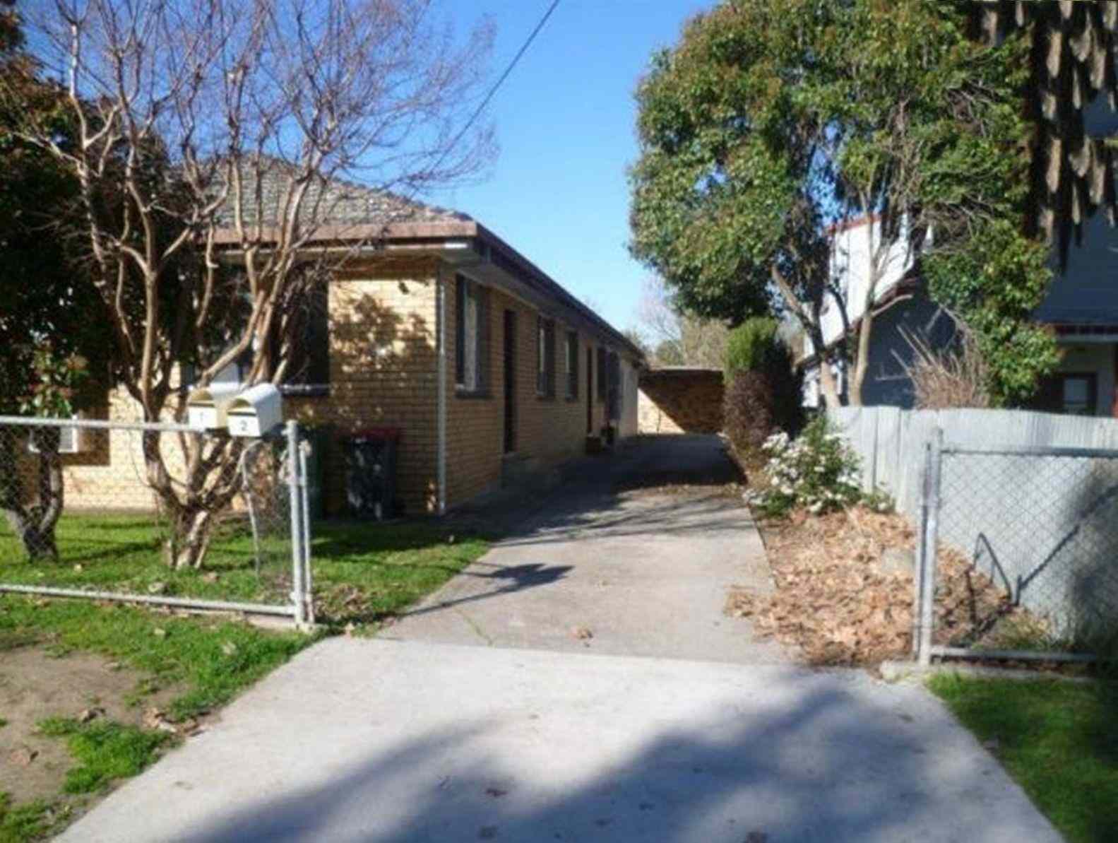 Comfort, Convenience, and Character in the Heart of South Albury: NSW South Albury, NSW 2640 House | Prop-GPT the AI-Powered Property Portal