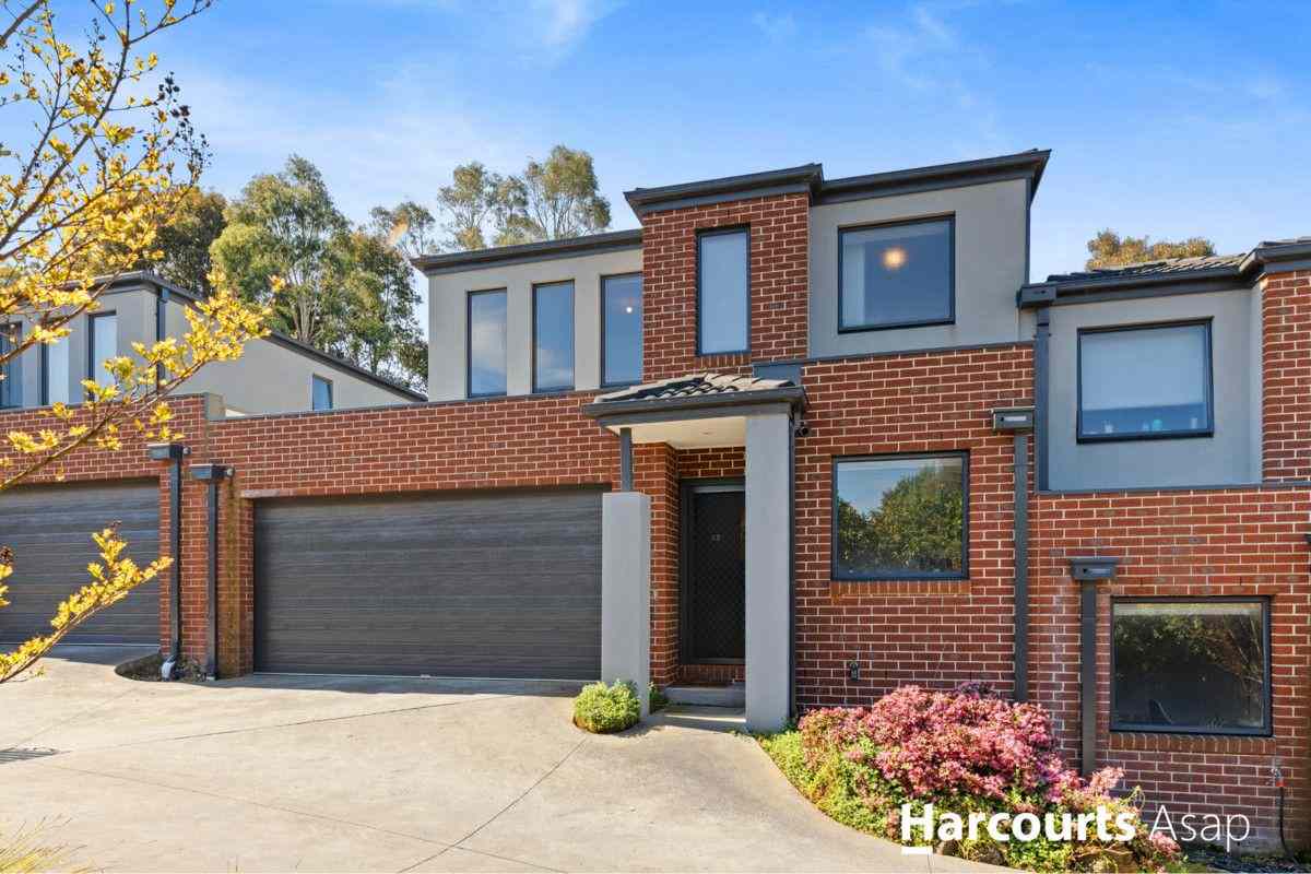 52 Innes Court, Berwick, VIC 3806 - Townhouse for Rent - harcourts.net: VIC Berwick, VIC 3806 House | Prop-GPT the AI-Powered Property Portal