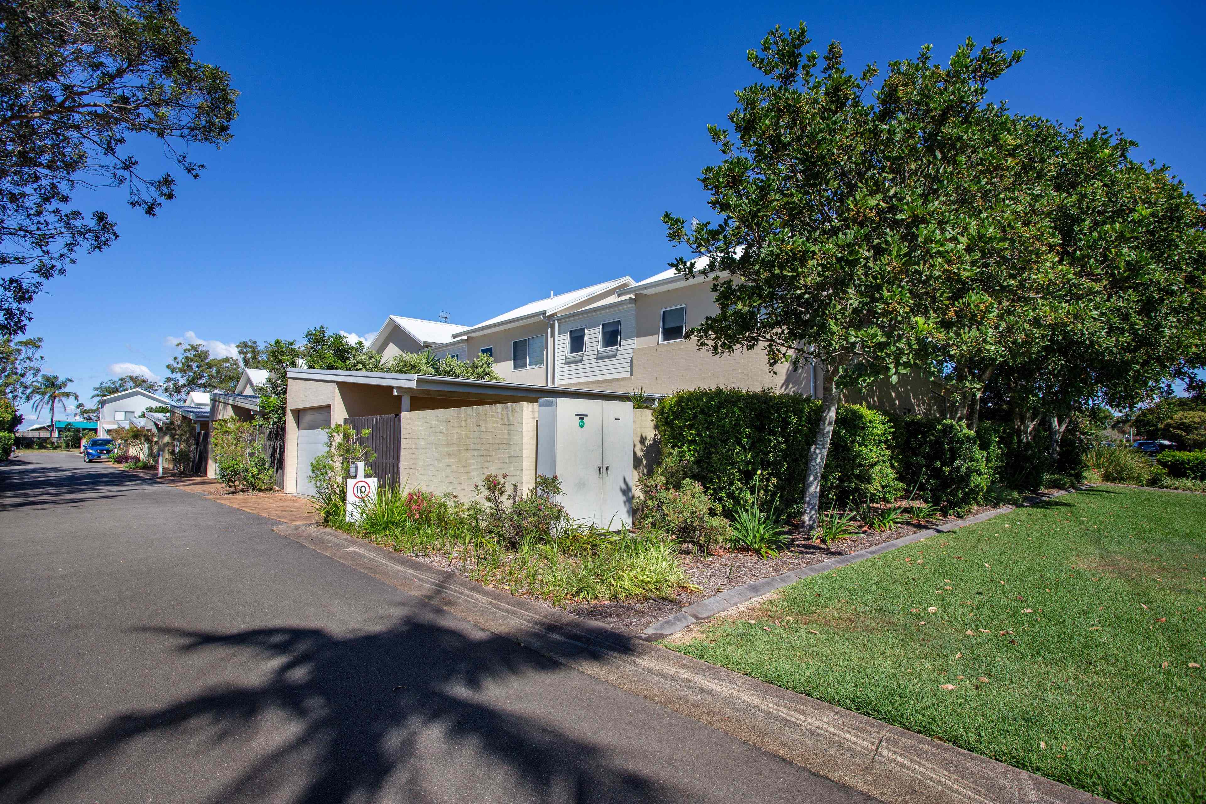 Townhouse in a great location for rent in Tea Gardens: NSW Tea Gardens, NSW 2324 House | Prop-GPT the AI-Powered Property Portal