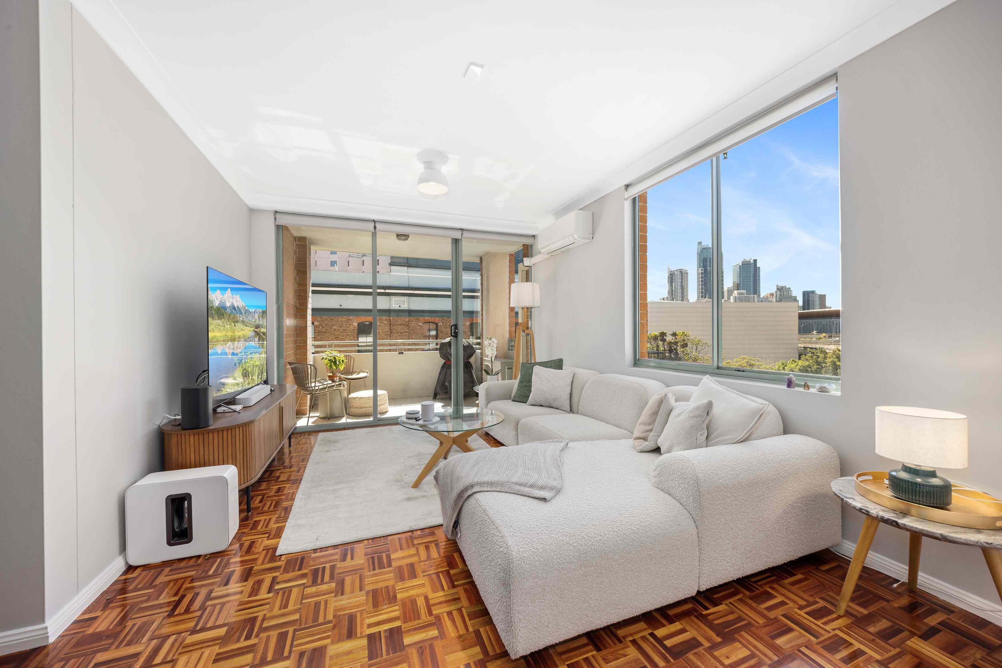 Contemporary Elegance in a Prime City Locale: NSW Pyrmont, NSW 2009 Apartment | Prop-GPT the AI-Powered Property Portal