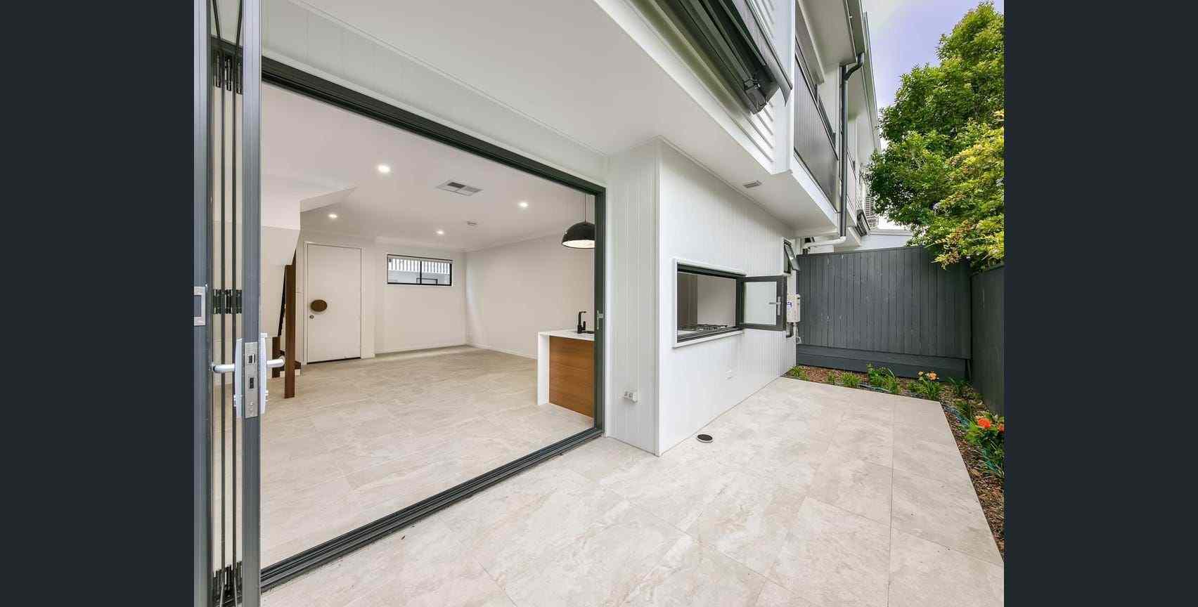 Immaculate Townhouse In Great Location: QLD Yeronga, QLD 4104 Townhouse | Prop-GPT the AI-Powered Property Portal