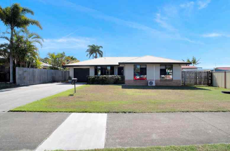 61 Slater Avenue, BLACKS BEACH, QLD 4740 - House for Rent - harcourts.net: QLD Blacks Beach, QLD 4740 House | Prop-GPT the AI-Powered Property Portal