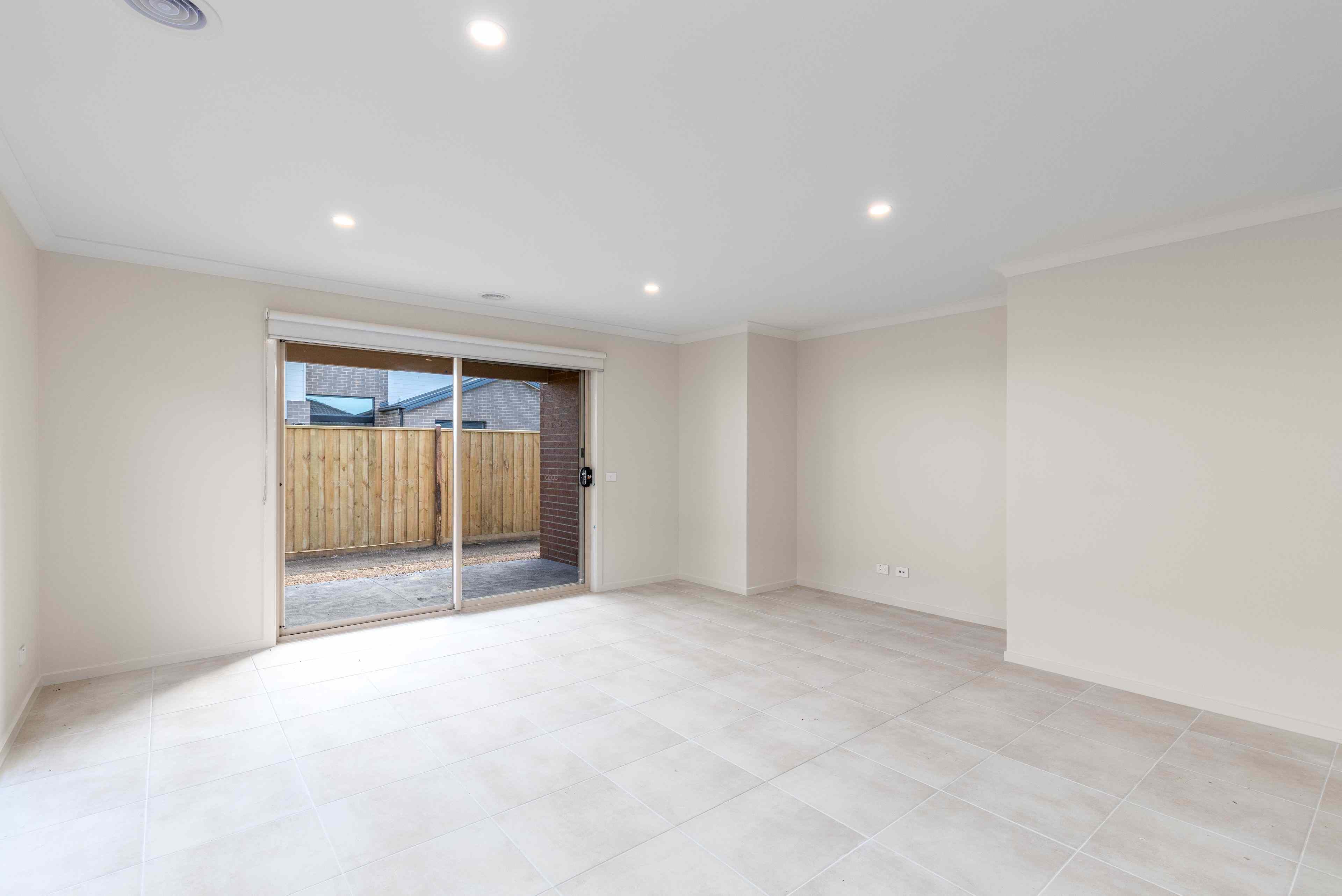 Look No Further: VIC Clyde North, VIC 3978 House | Prop-GPT the AI-Powered Property Portal