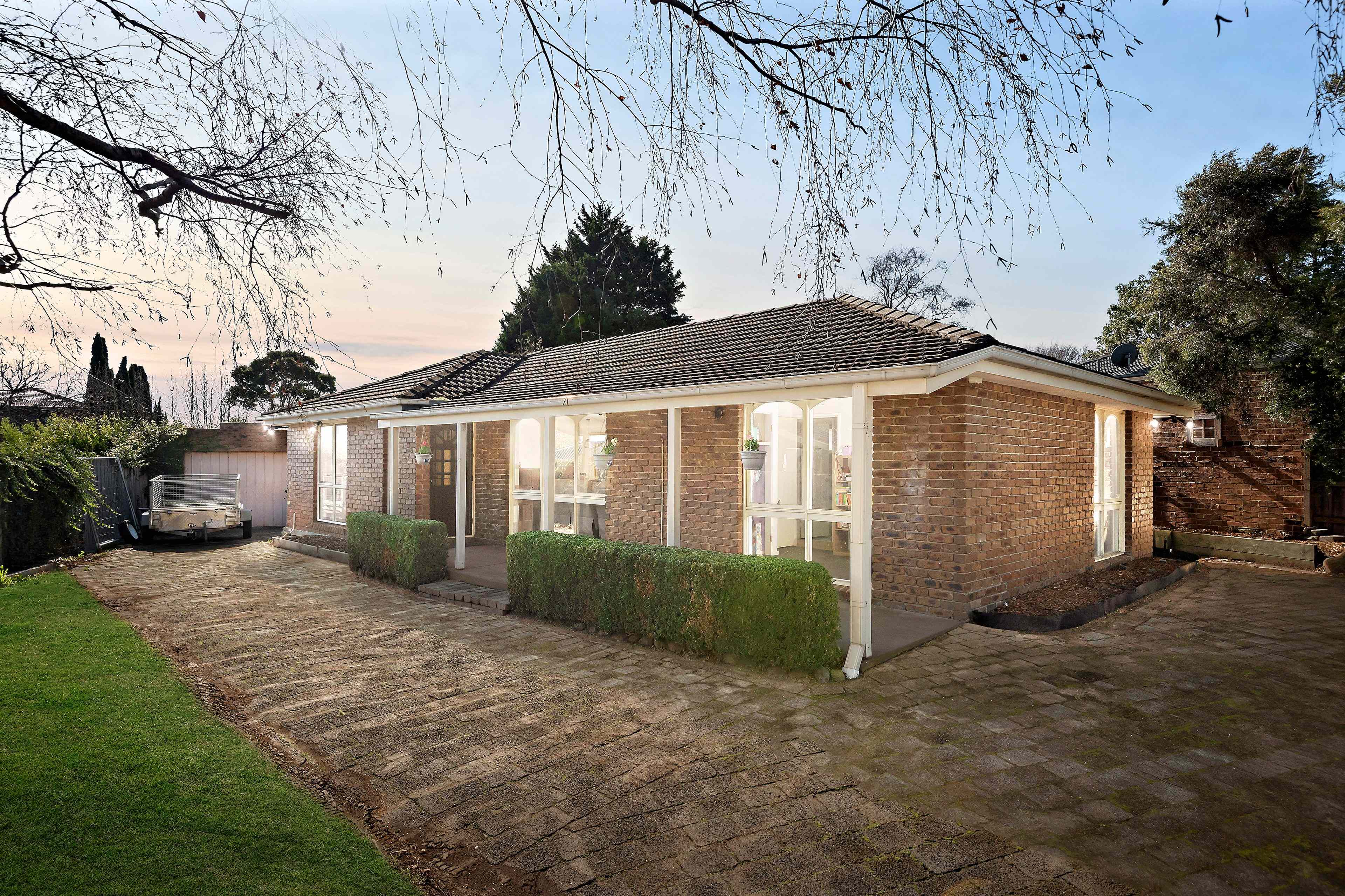 A Family Gem in a Prime Frankston South Location: VIC Frankston South, VIC 3199 House | Prop-GPT the AI-Powered Property Portal