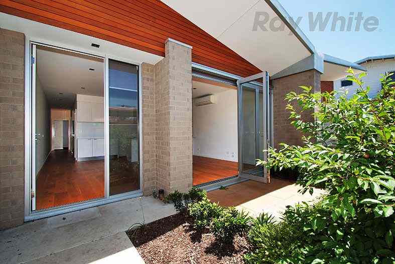PERFECT PASCOE VALE!: VIC Pascoe Vale, VIC 3044 Unit | Prop-GPT the AI-Powered Property Portal