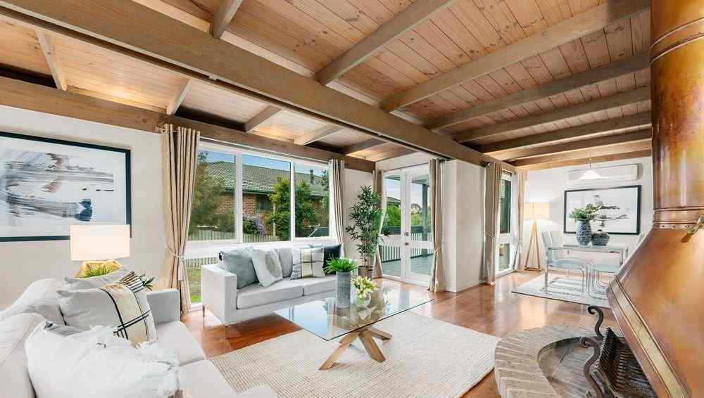 Spacious Family Home with Two Levels and Stunning Outdoor Entertaining: VIC Wantirna South, VIC 3152 House | Prop-GPT the AI-Powered Property Portal